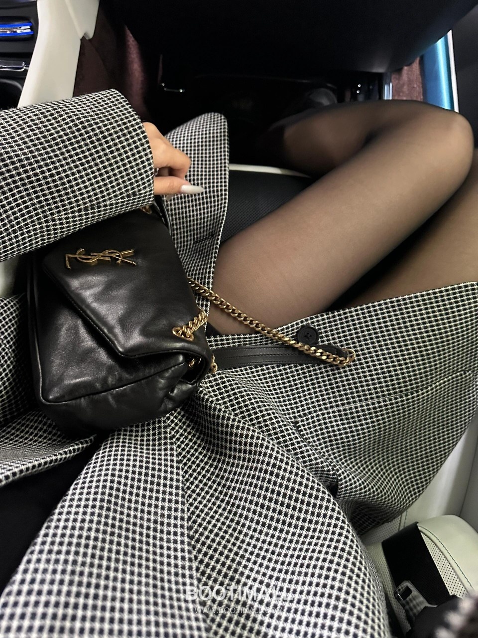 Saint Laurent Calypso Lambskin Chain Shoulder Bag 7341531680880 생로랑 칼립소 램스킨 체인 숄더백 26cm 6