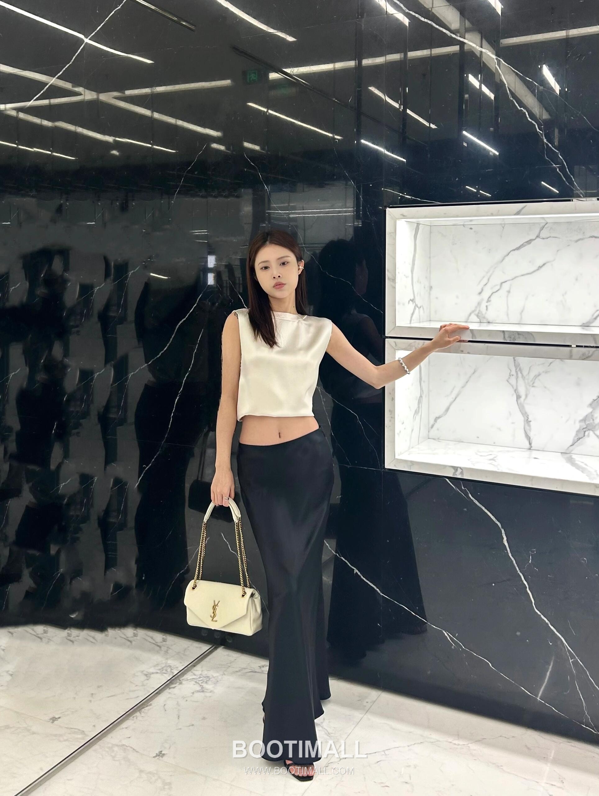 Saint Laurent Calypso Lambskin Chain Shoulder Bag 7341531680880 생로랑 칼립소 램스킨 체인 숄더백 26cm 6