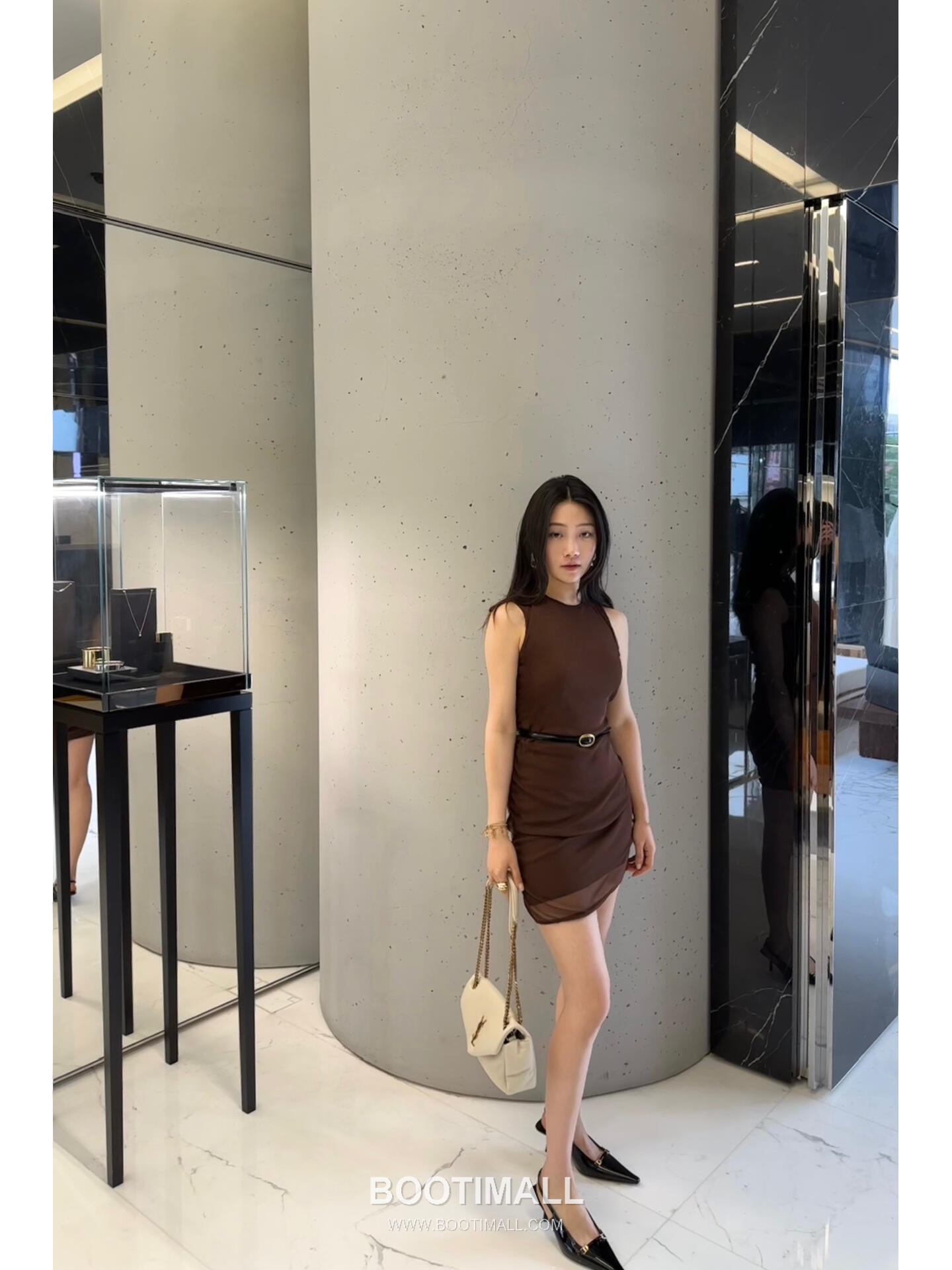 Saint Laurent Calypso Lambskin Chain Shoulder Bag 7341531680880 생로랑 칼립소 램스킨 체인 숄더백 26cm 9