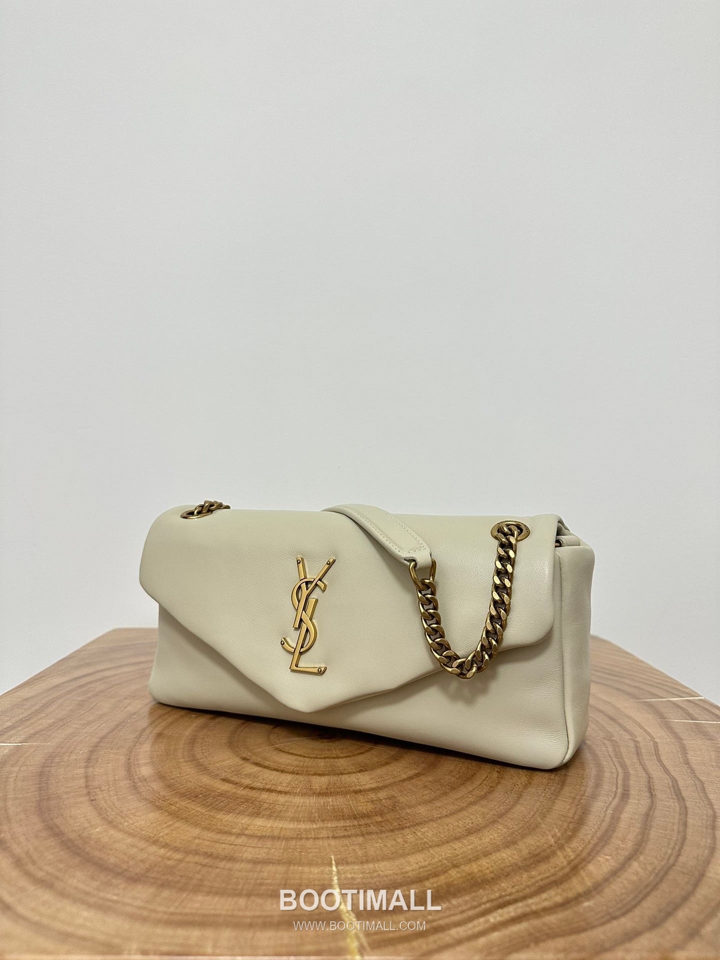 Saint Laurent Calypso Lambskin Chain Shoulder Bag 7341531680880 생로랑 칼립소 램스킨 체인 숄더백 26cm 12