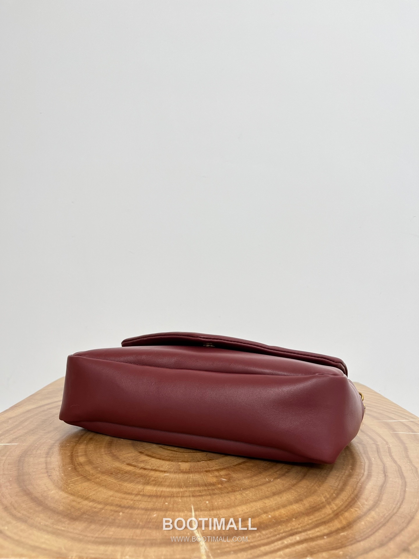 Saint Laurent Calypso Lambskin Chain Shoulder Bag 7341531680880 생로랑 칼립소 램스킨 체인 숄더백 26cm 14