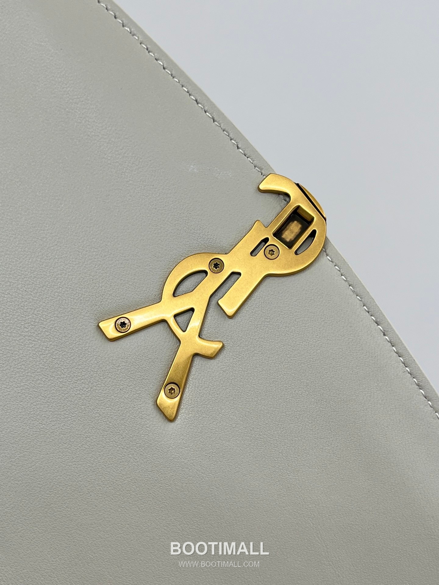 Saint Laurent Solferino Large Leather Flap Shoulder Bag 83233216801080 생로랑 솔페리노 라지 레더 플랩 숄더백 29cm 5