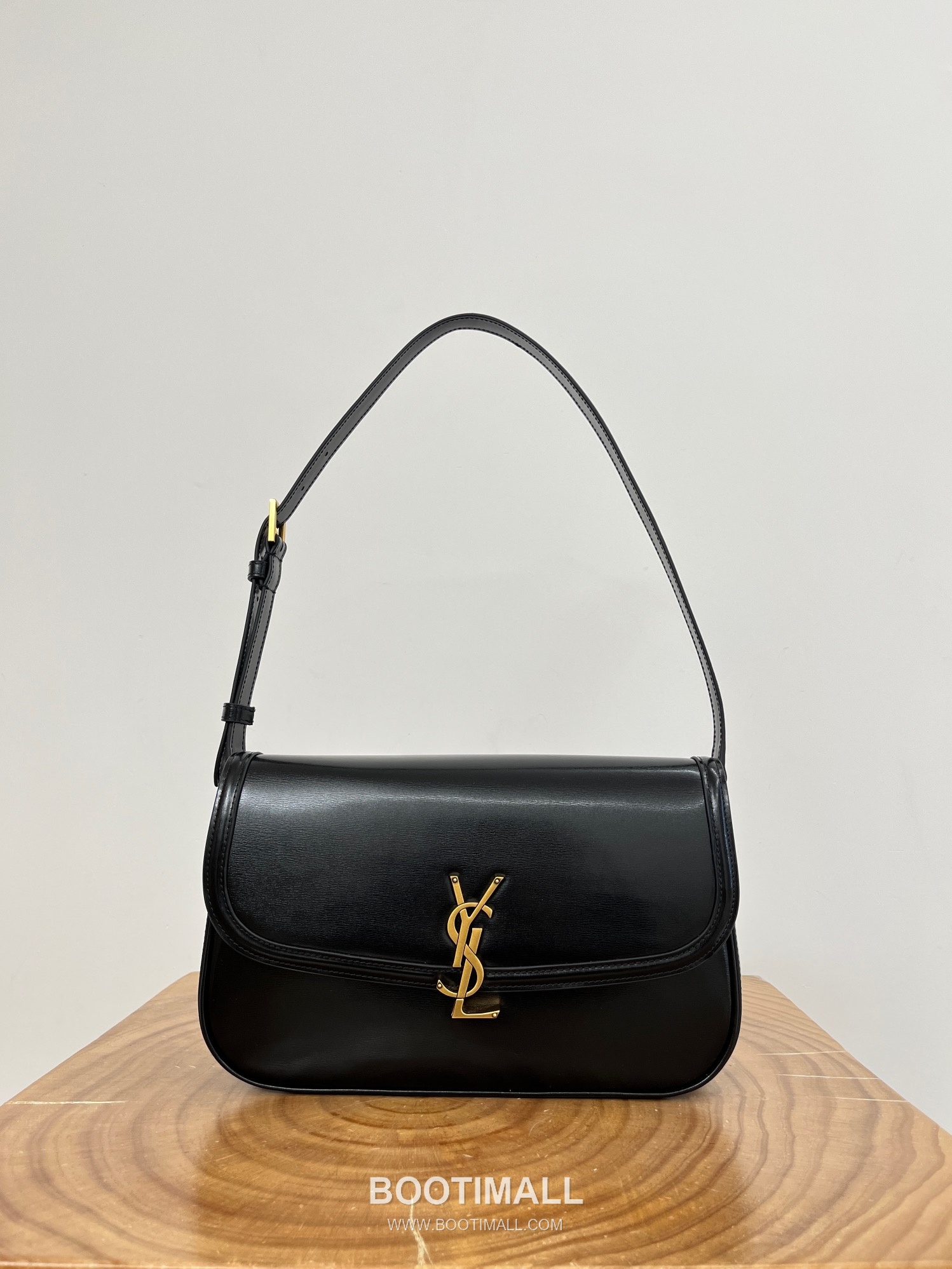 Saint Laurent Solferino Large Leather Flap Shoulder Bag 83233216801080 생로랑 솔페리노 라지 레더 플랩 숄더백 29cm 1