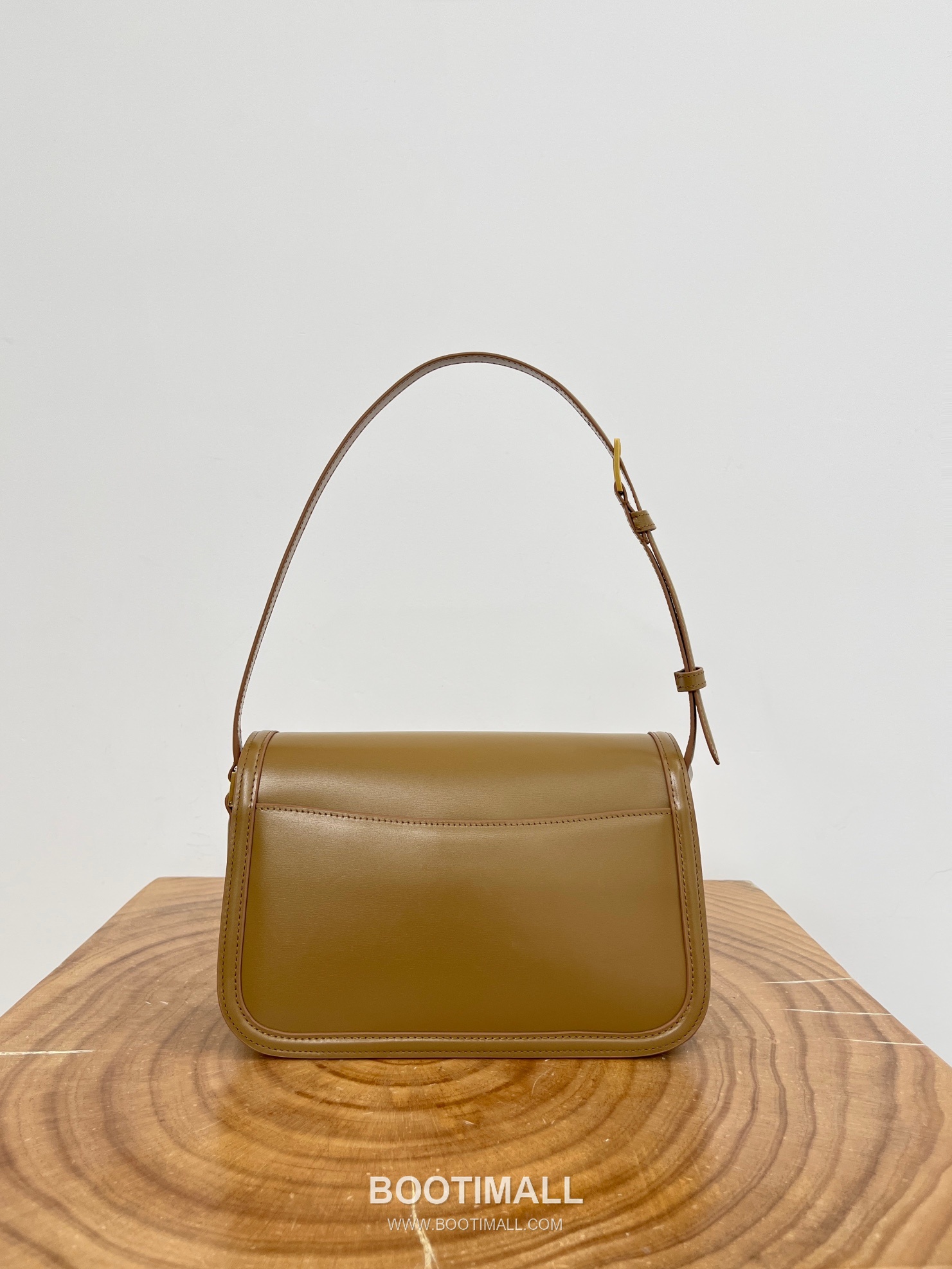 Saint Laurent Solferino Medium Box Leather Flap Shoulder Bag 8323301680980 생로랑 솔페리노 미디움 박스 레더 플랩 숄더백 24cm 9