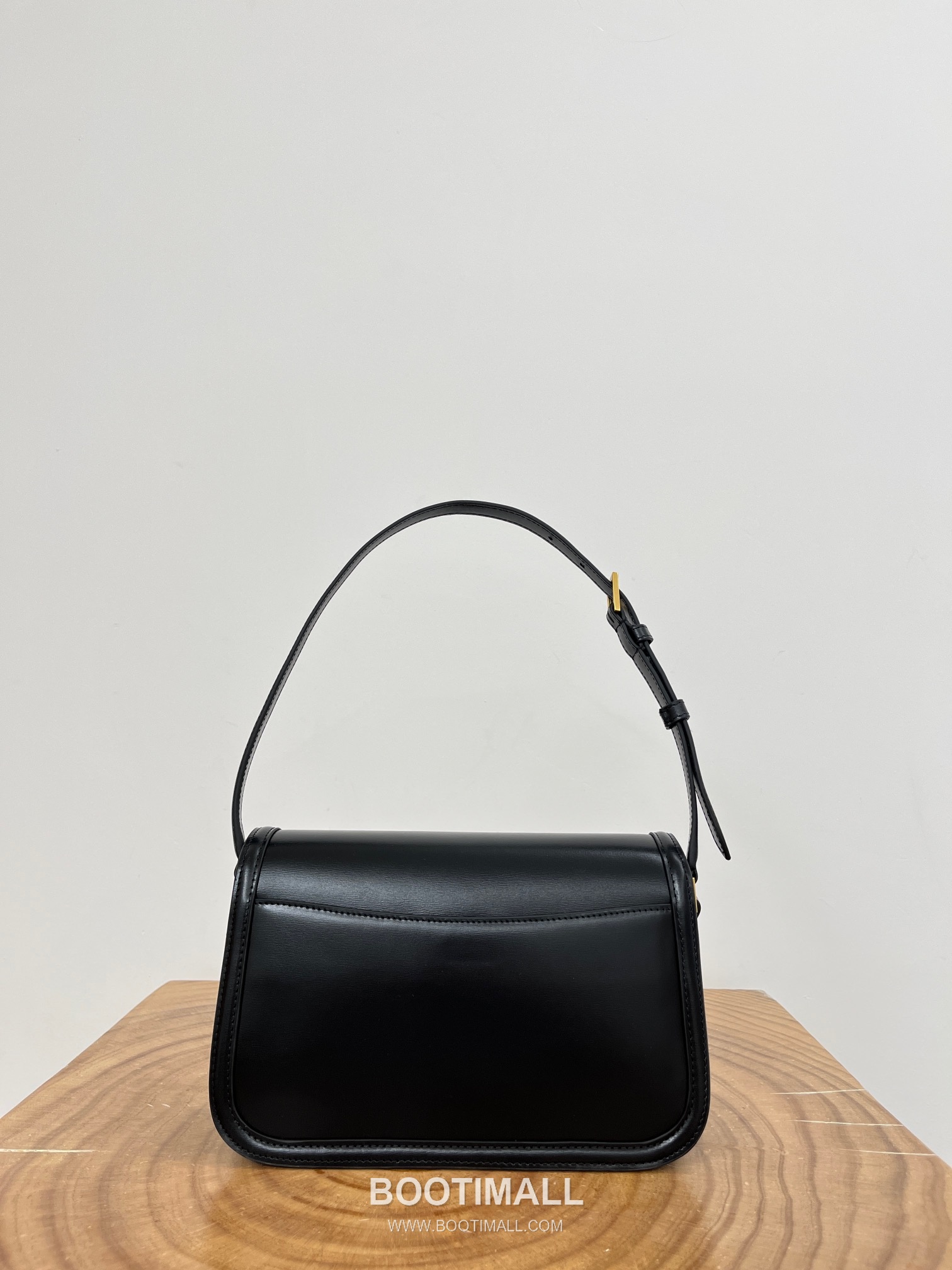 Saint Laurent Solferino Medium Box Leather Flap Shoulder Bag 8323301680980 생로랑 솔페리노 미디움 박스 레더 플랩 숄더백 24cm 16