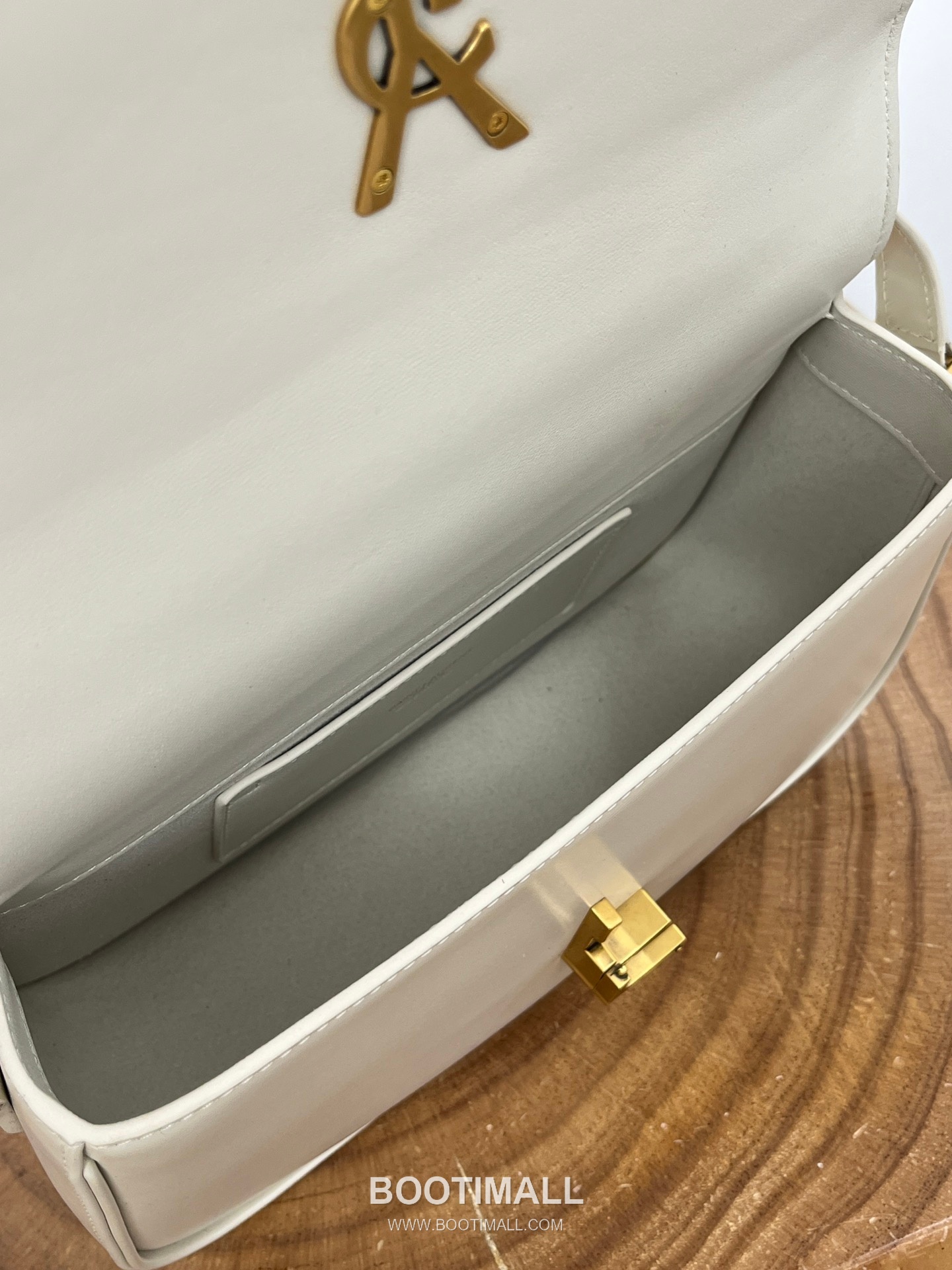 Saint Laurent Solferino Medium Box Leather Flap Shoulder Bag 8323301680980 생로랑 솔페리노 미디움 박스 레더 플랩 숄더백 24cm 7