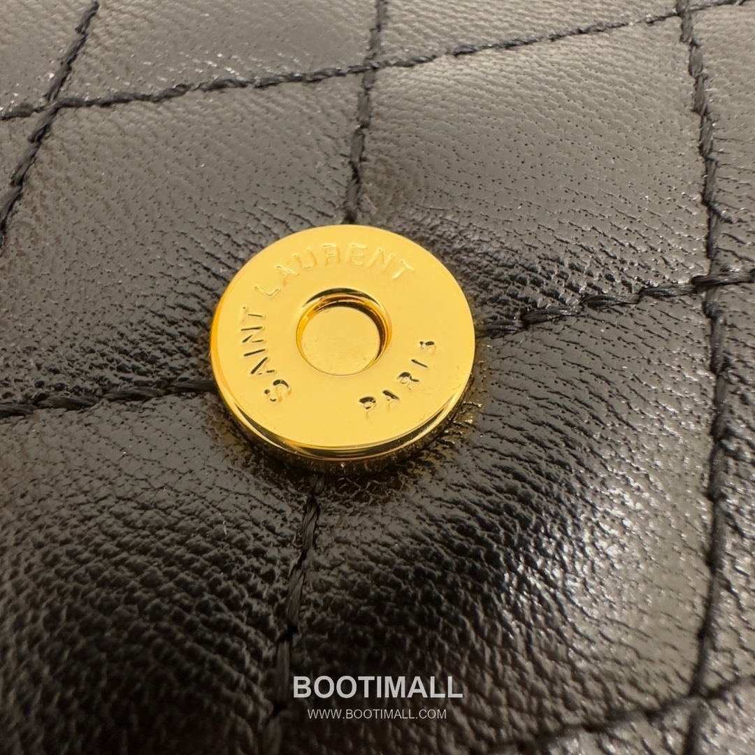 Saint Laurent Mini Nolita Quilted Lambskin Chain Shoulder Bag 6727381680780 생로랑 미니 놀리타 퀼팅 램스킨 체인 숄더백 18cm 14