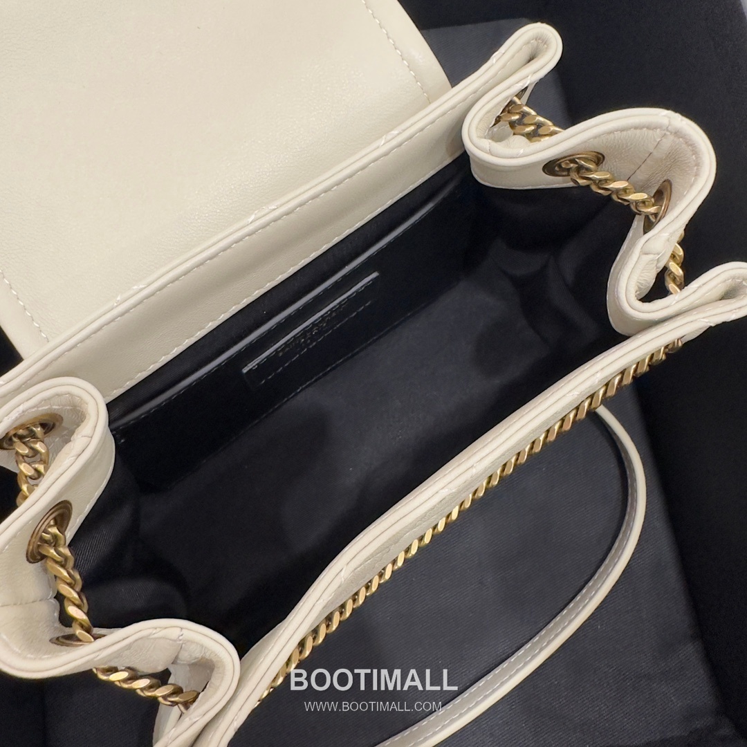 Saint Laurent Mini Nolita Quilted Lambskin Chain Shoulder Bag 6727381680780 생로랑 미니 놀리타 퀼팅 램스킨 체인 숄더백 18cm 16