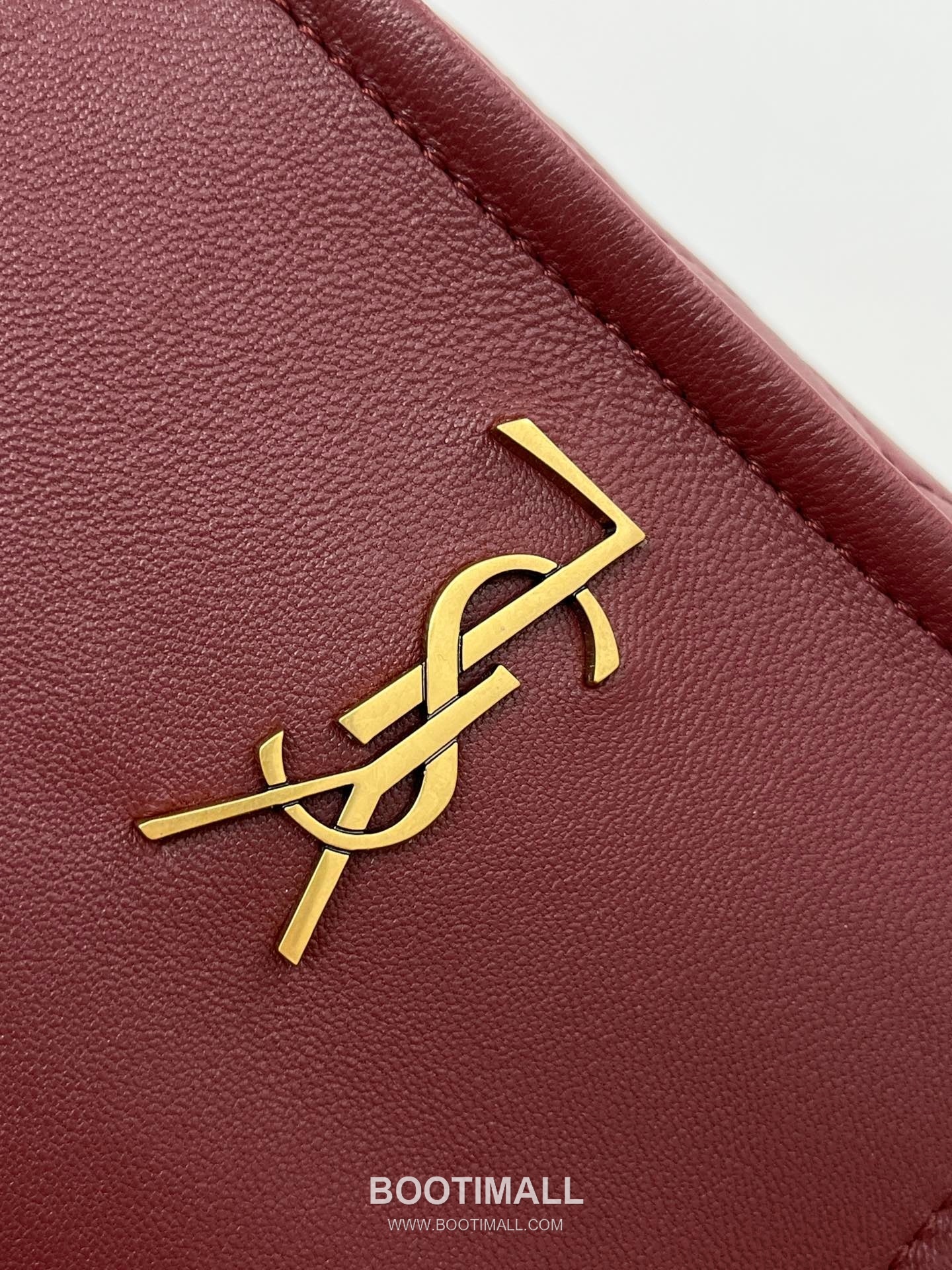 Saint Laurent Mini Nolita Quilted Lambskin Chain Shoulder Bag 6727381680780 생로랑 미니 놀리타 퀼팅 램스킨 체인 숄더백 18cm 9