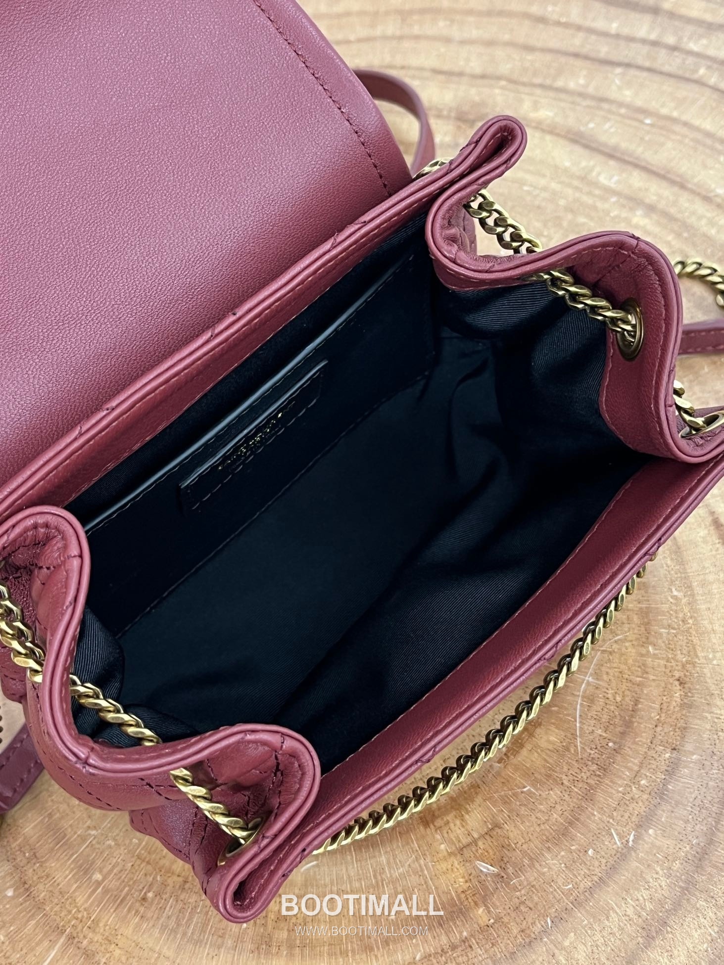 Saint Laurent Mini Nolita Quilted Lambskin Chain Shoulder Bag 6727381680780 생로랑 미니 놀리타 퀼팅 램스킨 체인 숄더백 18cm 13