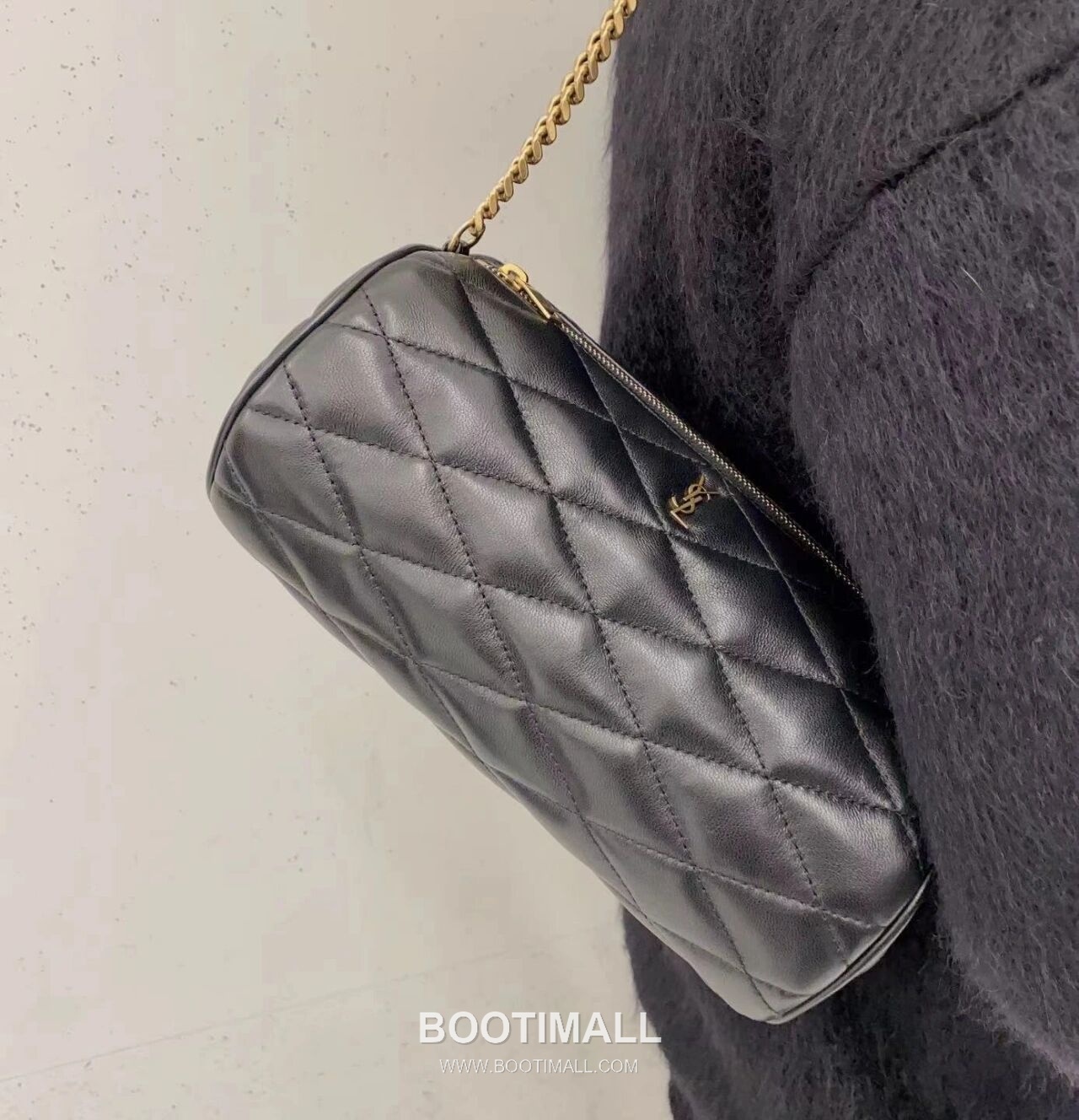 Saint Laurent Tube Sade Quilted Lambskin Shoulder Bag 7127061680780 생로랑 튜브 사드 퀼팅 램스킨 숄더백 24cm 4