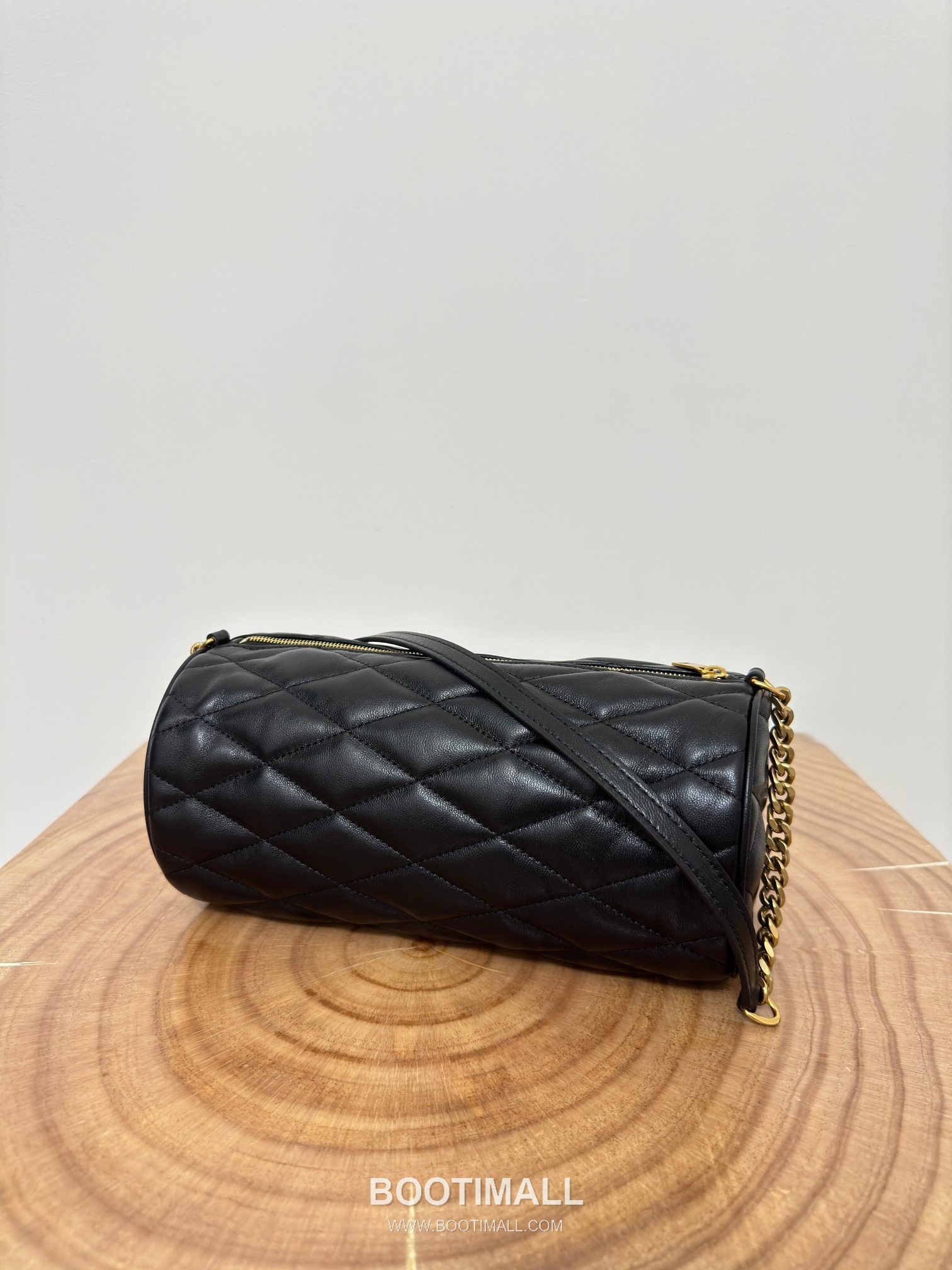 Saint Laurent Tube Sade Quilted Lambskin Shoulder Bag 7127061680780 생로랑 튜브 사드 퀼팅 램스킨 숄더백 24cm 17