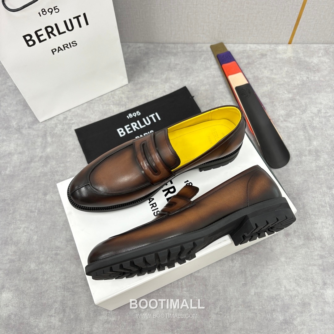 Berluti New Oslo Hand-Patina Calfskin Brown Loafer 벨루티 뉴 오슬로 핸드 파티나 송아지가죽 브라운 로퍼 2