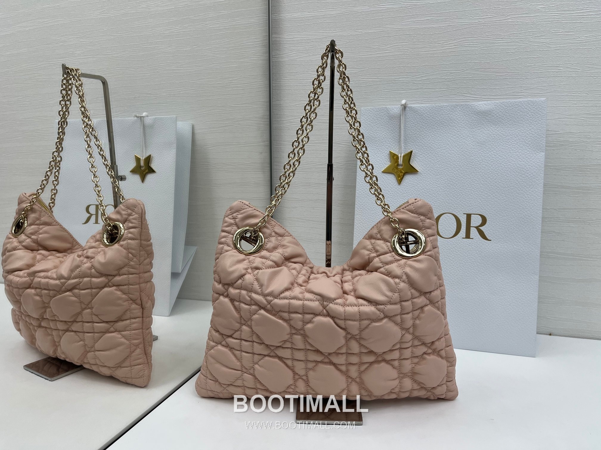 Dior Cannage Quilted Soft Beige Tote Bag 디올 까나쥬 퀼팅 소프트 베이지 토트백 32cm 2