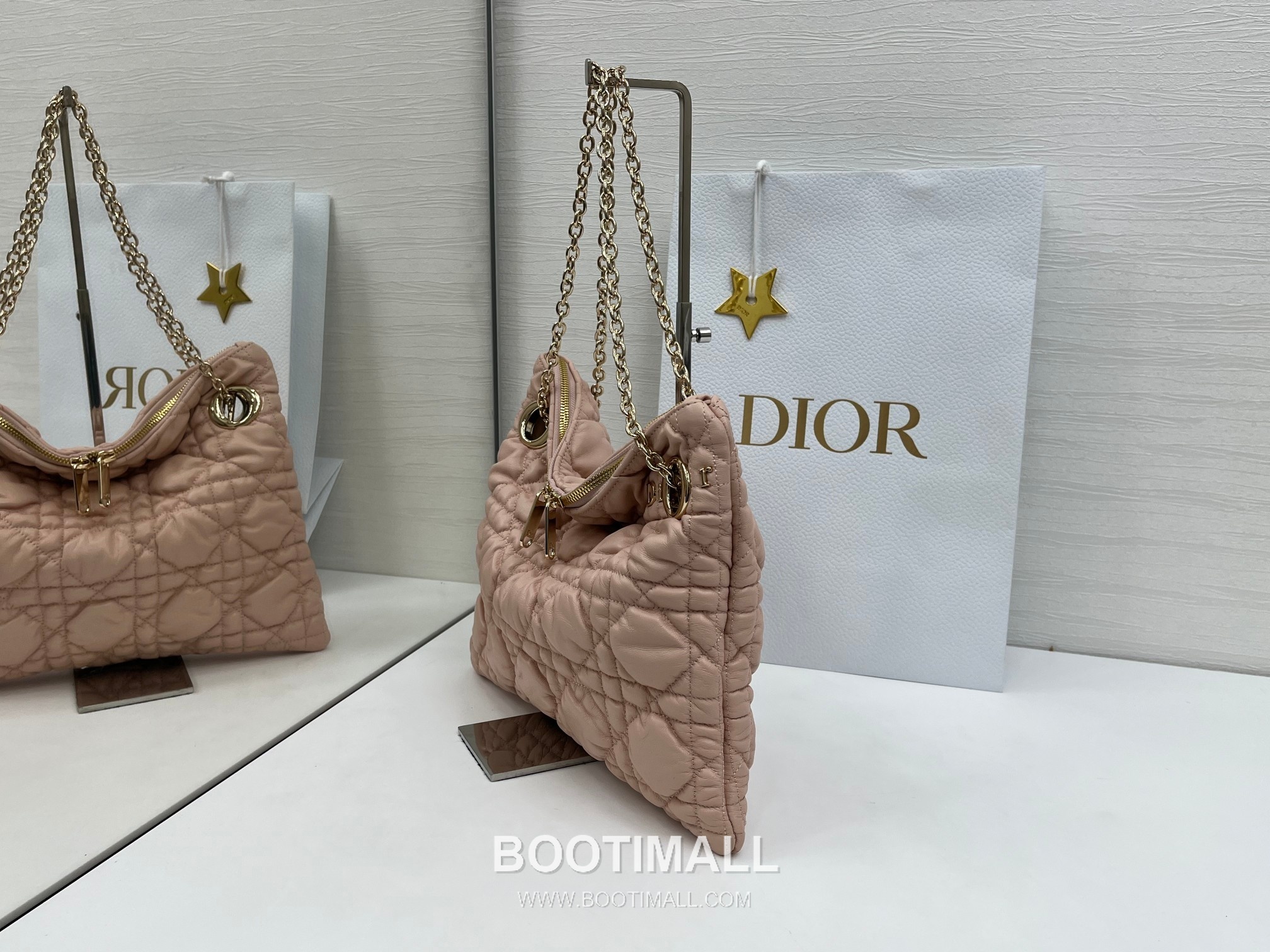 Dior Cannage Quilted Soft Beige Tote Bag 디올 까나쥬 퀼팅 소프트 베이지 토트백 32cm 5