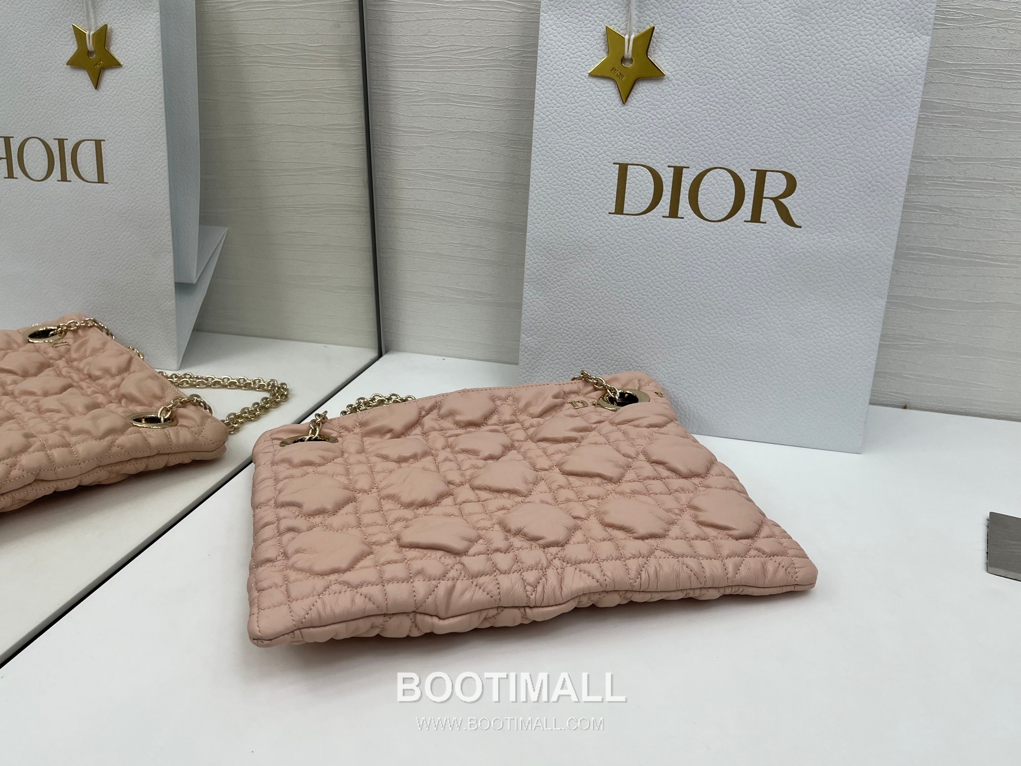 Dior Cannage Quilted Soft Beige Tote Bag 디올 까나쥬 퀼팅 소프트 베이지 토트백 32cm 6
