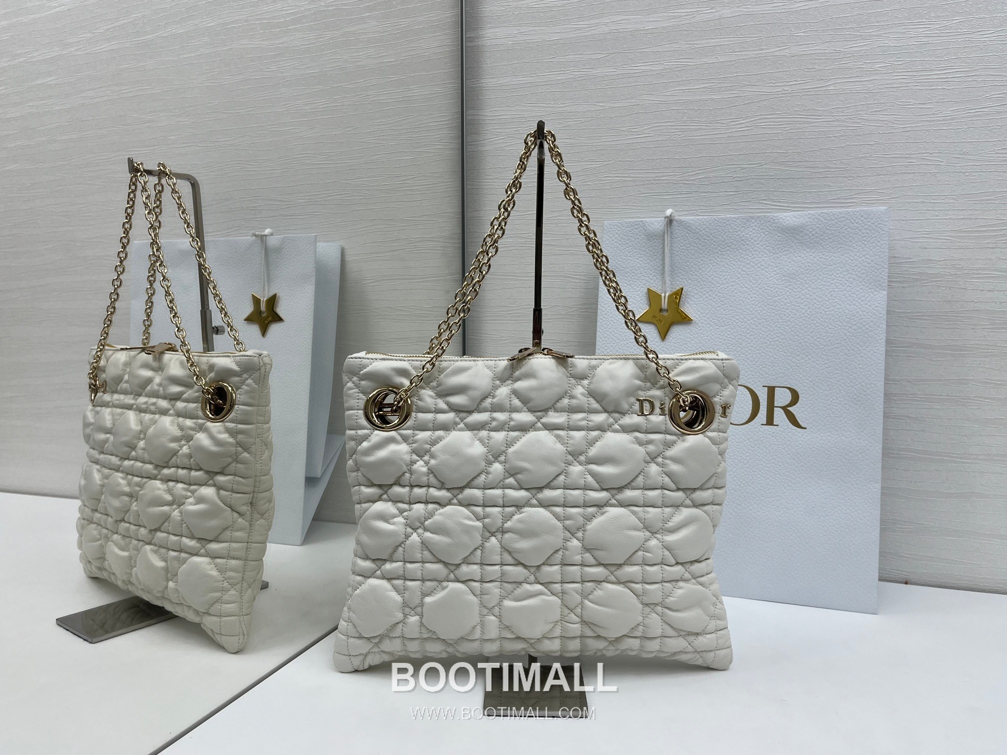Dior Cannage Quilted Soft Beige Tote Bag 디올 까나쥬 퀼팅 소프트 베이지 토트백 32cm 2