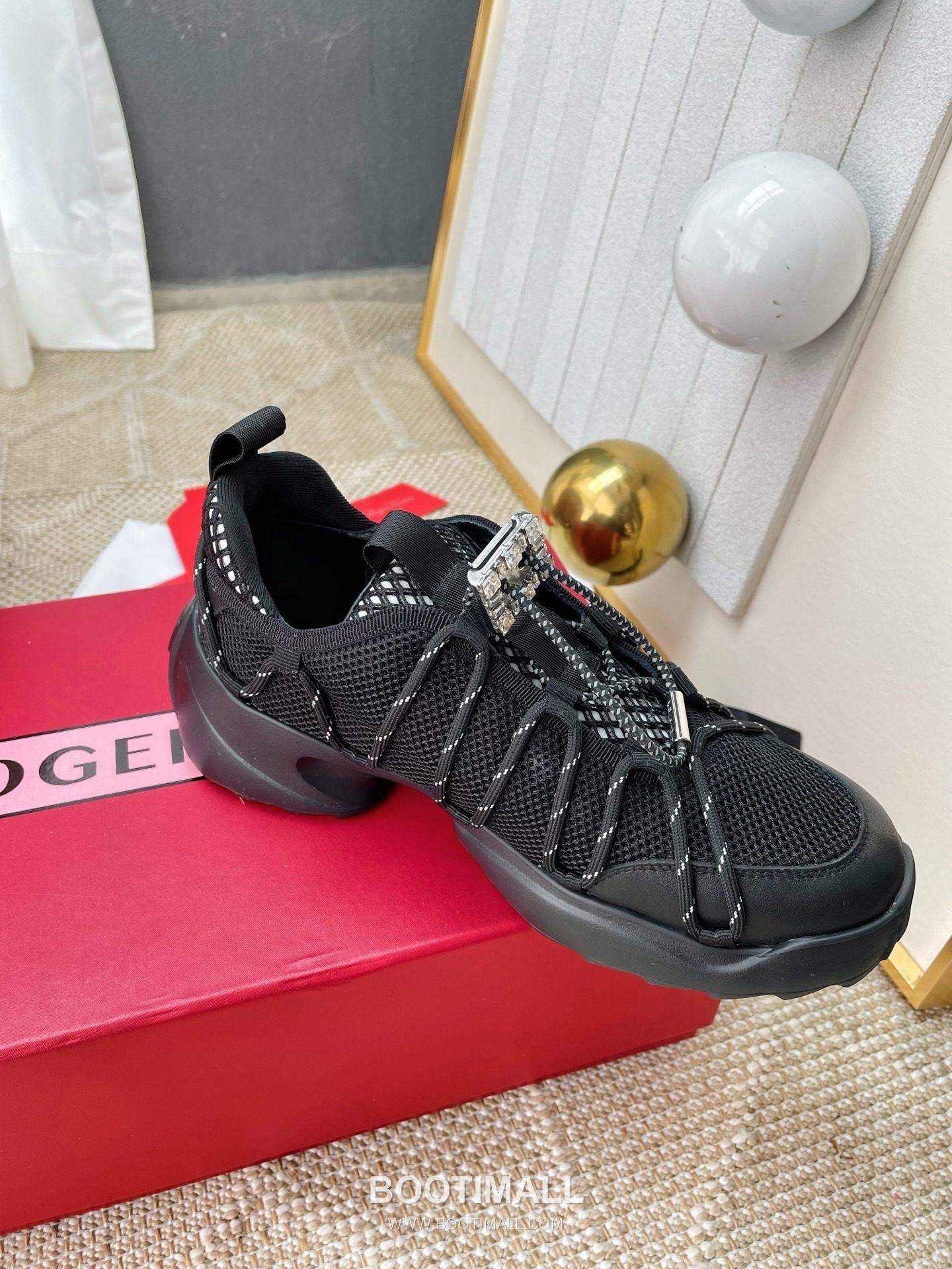 Prada Viv Run Crystal Buckle Mesh Lambskin Black Sneakers 프라다 비브 런 크리스털 버클 메쉬 양가죽 블랙 스니커즈 4