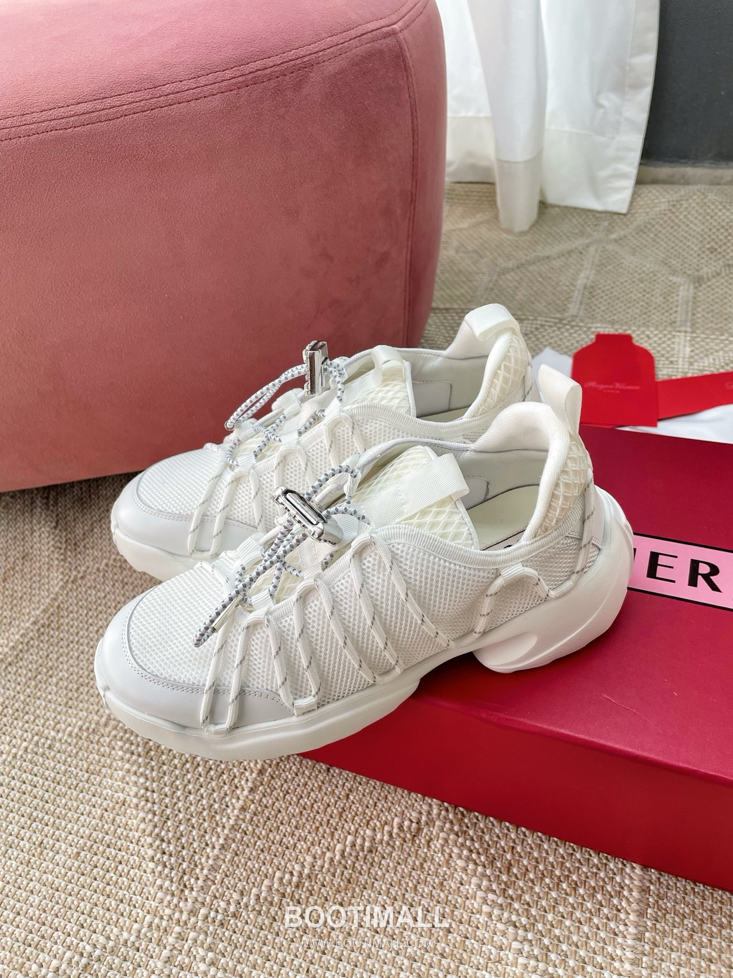 Prada Viv Run Crystal Buckle Mesh Lambskin Black Sneakers 프라다 비브 런 크리스털 버클 메쉬 양가죽 블랙 스니커즈 3