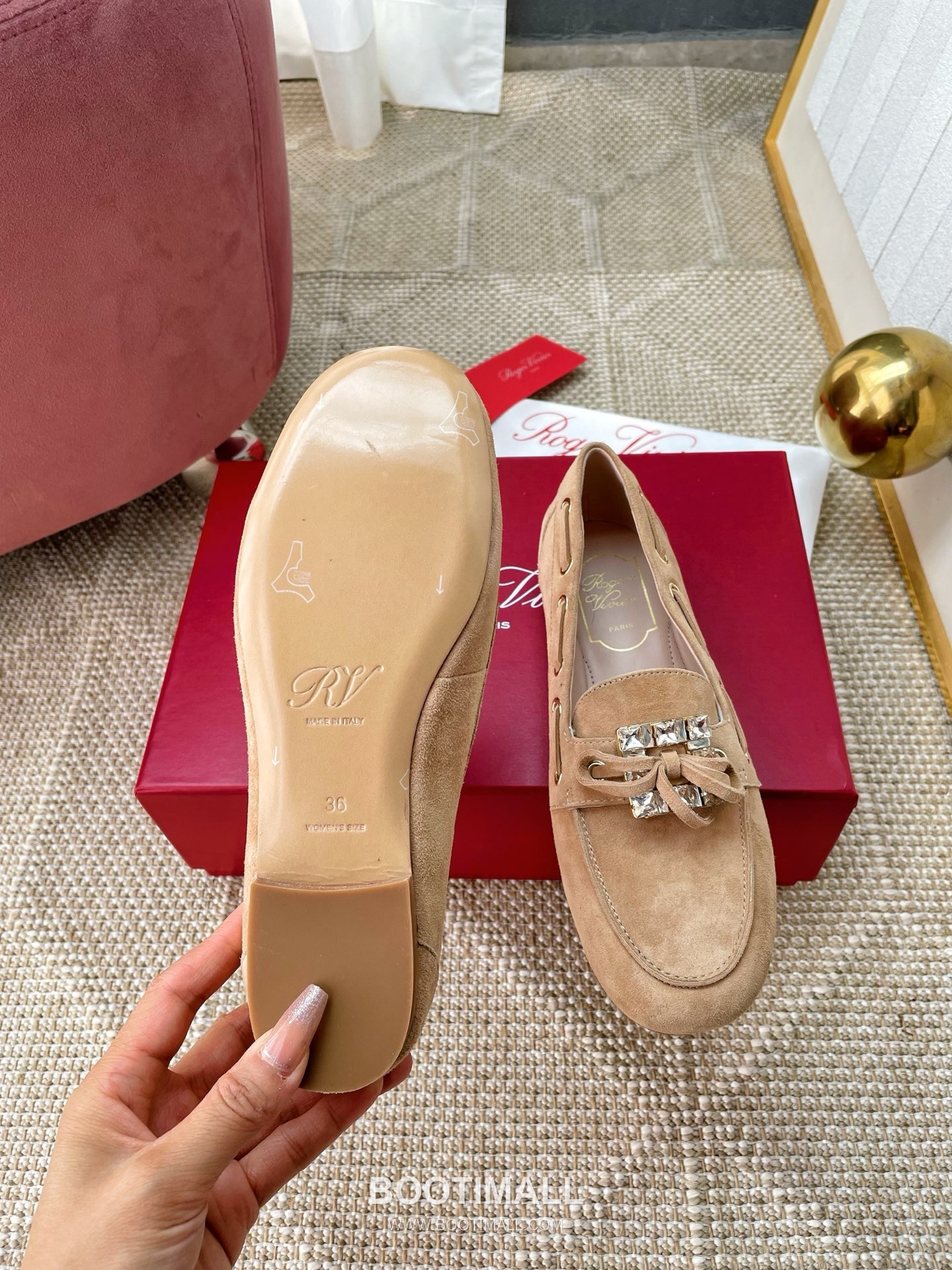 Roger Vivier Suede Buckle Loafer 로저 비비에 스웨이드 버클 로퍼 2cm 9