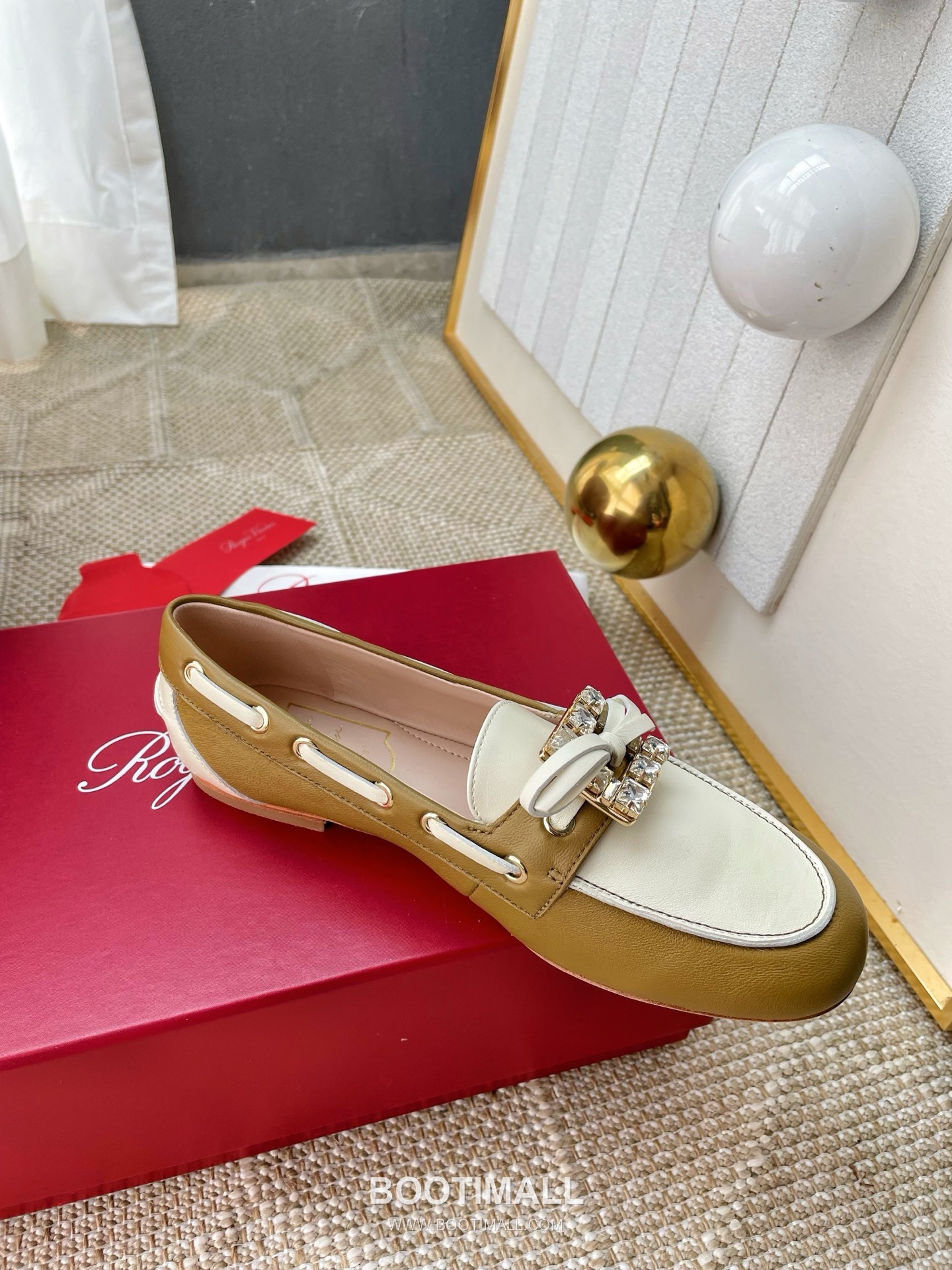 Roger Vivier Suede Buckle Loafer 로저 비비에 스웨이드 버클 로퍼 2cm 4