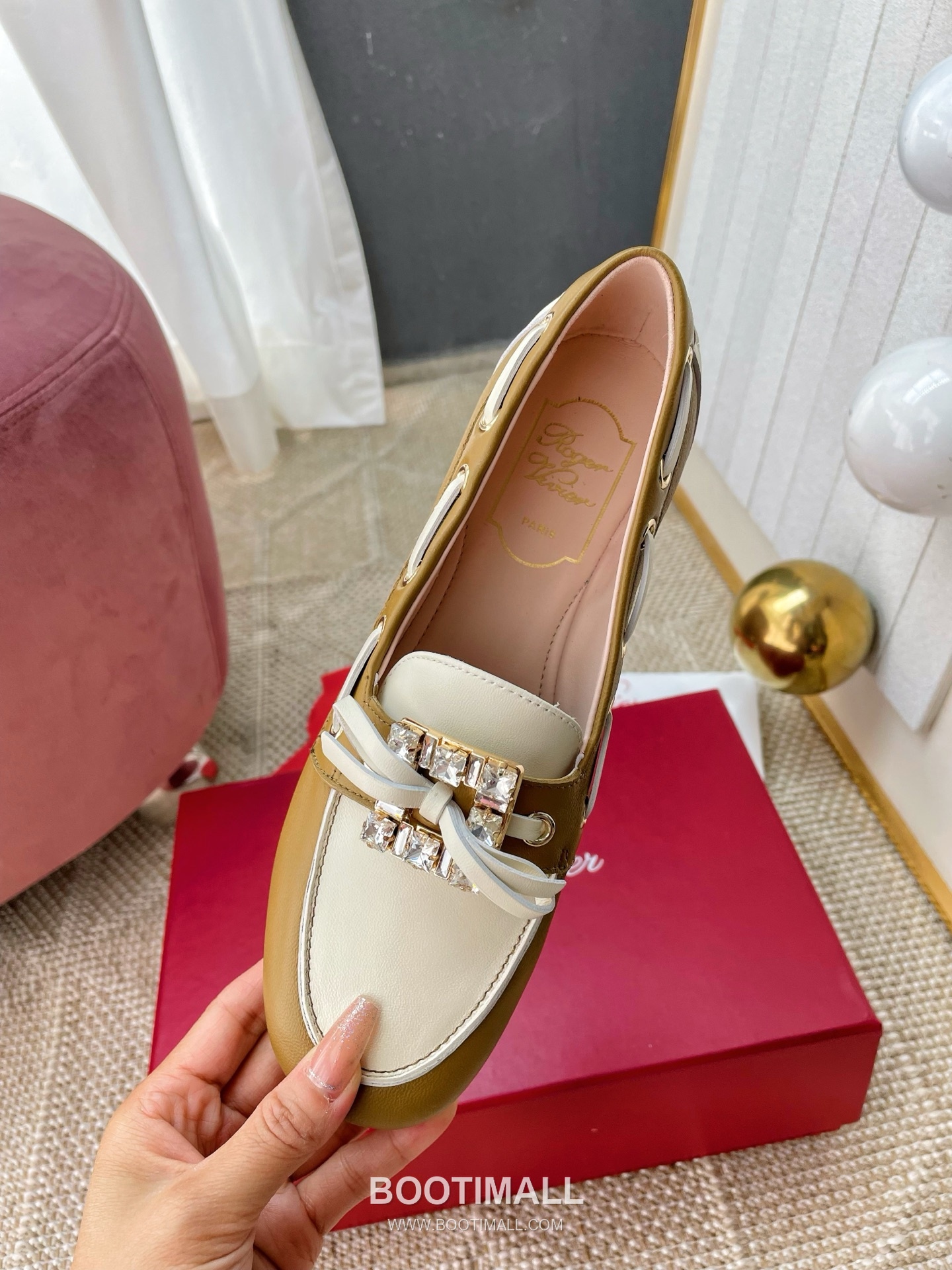 Roger Vivier Suede Buckle Loafer 로저 비비에 스웨이드 버클 로퍼 2cm 6