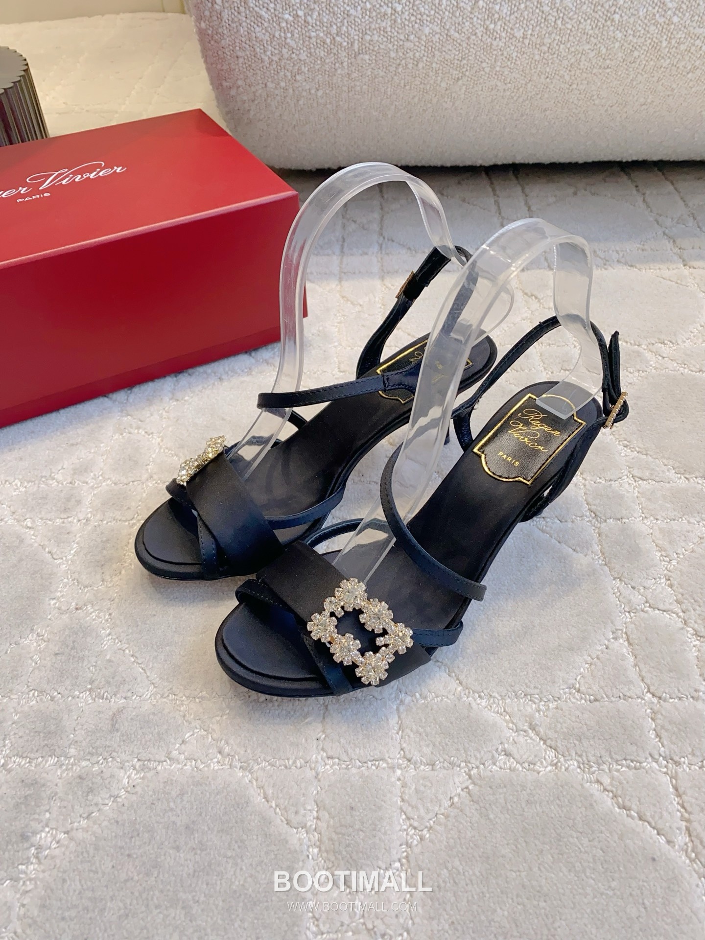 Roger Vivier Crystal Buckle Silk Sandal Heel 로저 비비에 크리스탈 버클 실크 샌들 힐 7cm 3