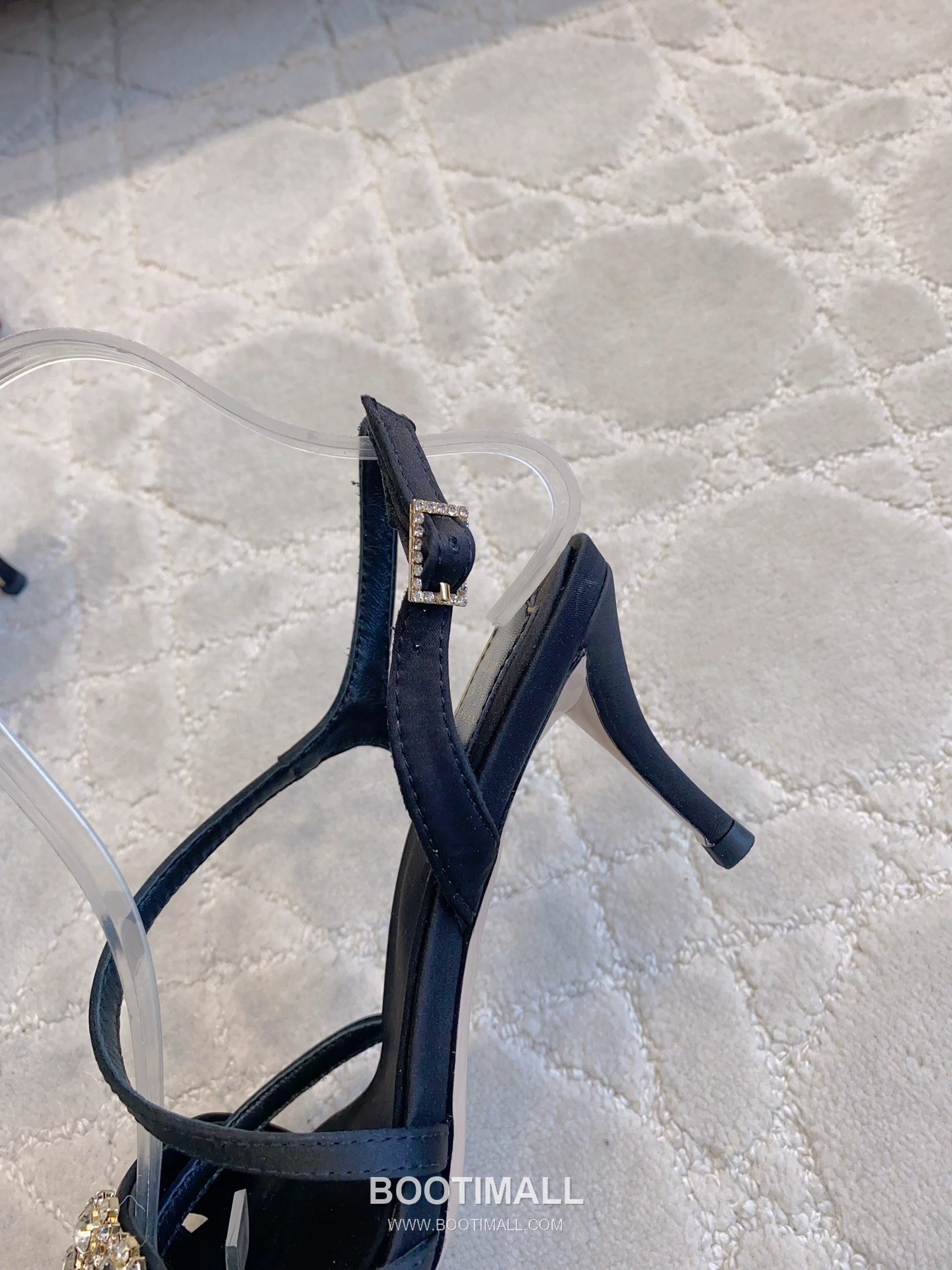 Roger Vivier Crystal Buckle Silk Sandal Heel 로저 비비에 크리스탈 버클 실크 샌들 힐 7cm 8