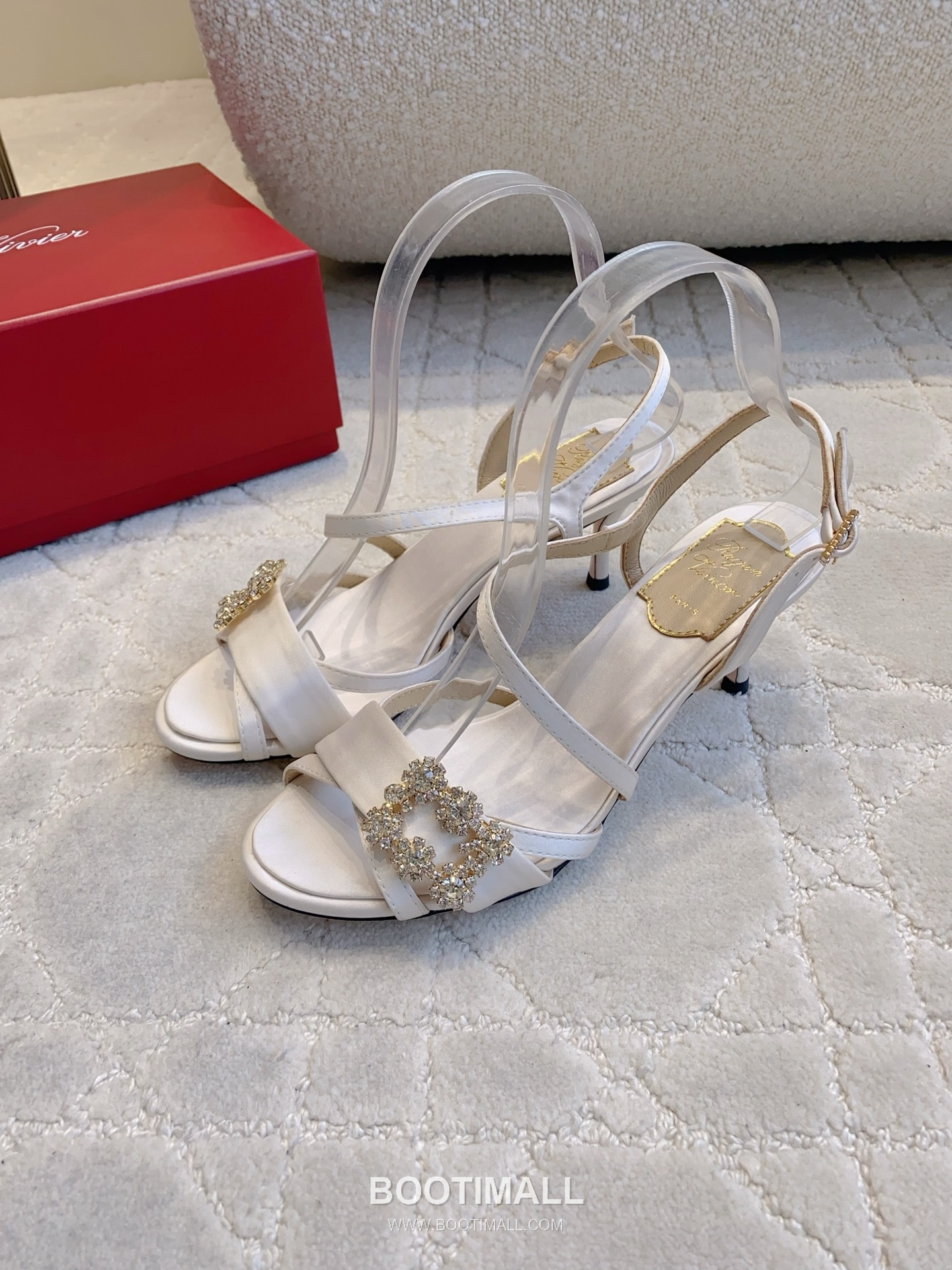 Roger Vivier Crystal Buckle Silk Sandal Heel 로저 비비에 크리스탈 버클 실크 샌들 힐 7cm 3