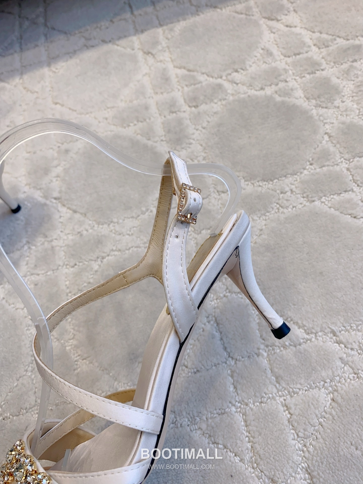 Roger Vivier Crystal Buckle Silk Sandal Heel 로저 비비에 크리스탈 버클 실크 샌들 힐 7cm 8
