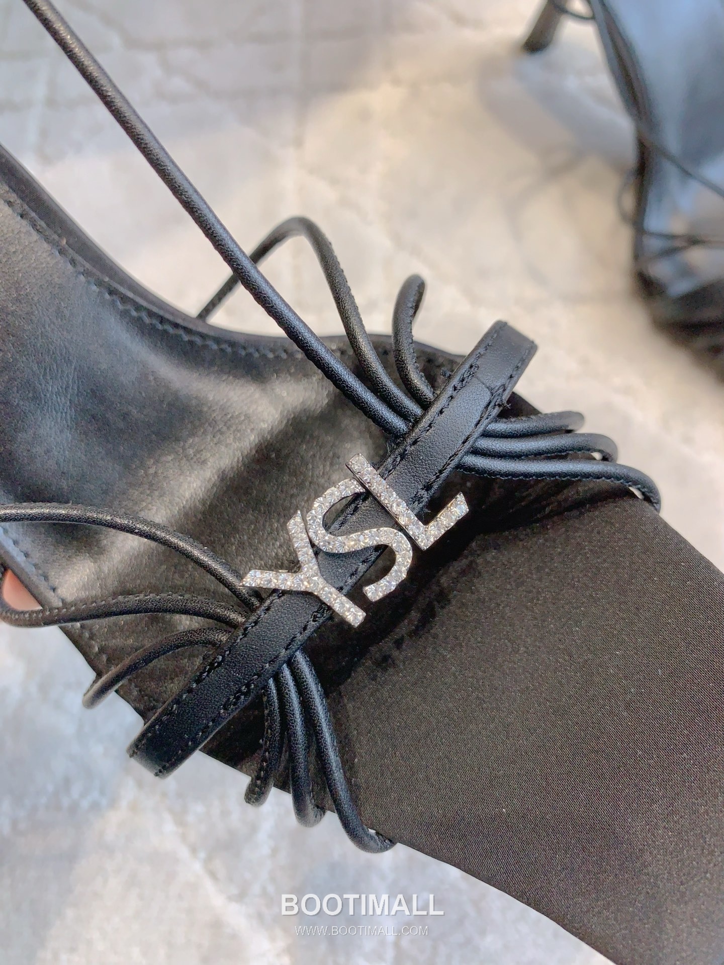 Saint Laurent Crystal Buckle High-Heel Lambskin Black Sandals 생로랑 크리스탈 버클 하이힐 램스킨 블랙 샌들 9