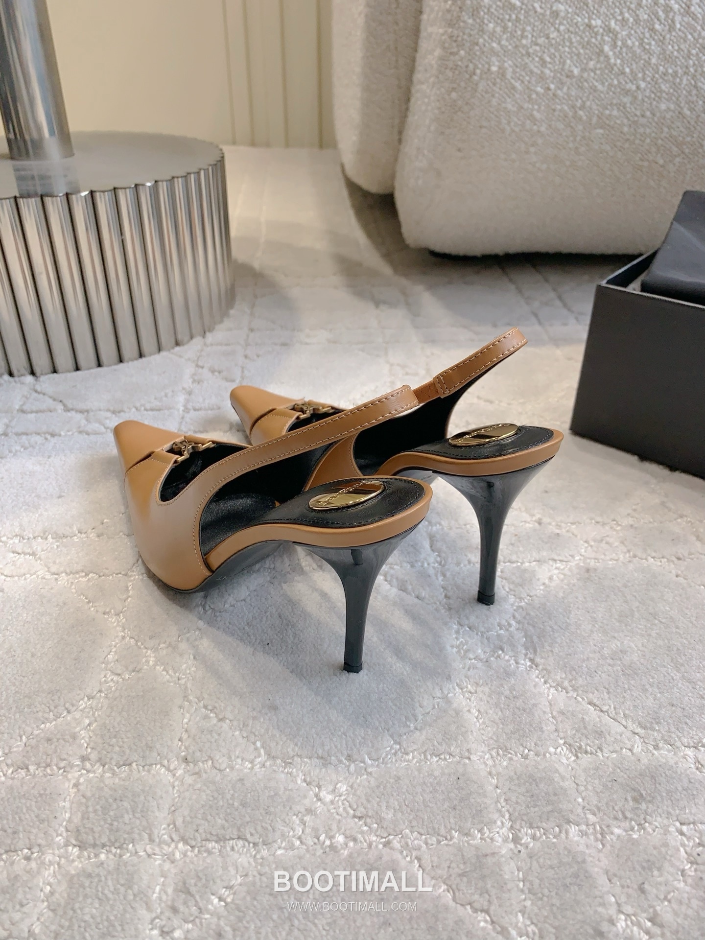 Saint Laurent Logo Slingback Square-Toe Pump Calfskin 생로랑 로고 슬링백 스퀘어토 펌프스 카프스킨 4