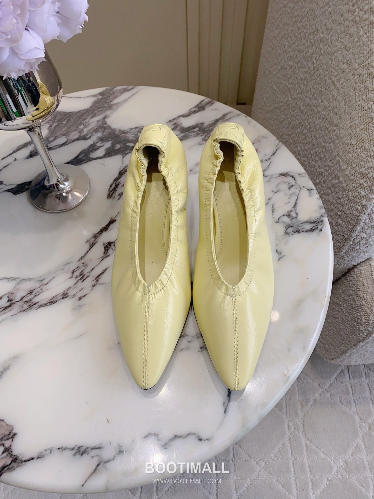 Bottega Veneta Classic Witch Square-Toe Pump Calfskin Black 보테가 베네타 클래식 위치 스퀘어토 펌프스 송아지가죽 블랙 1