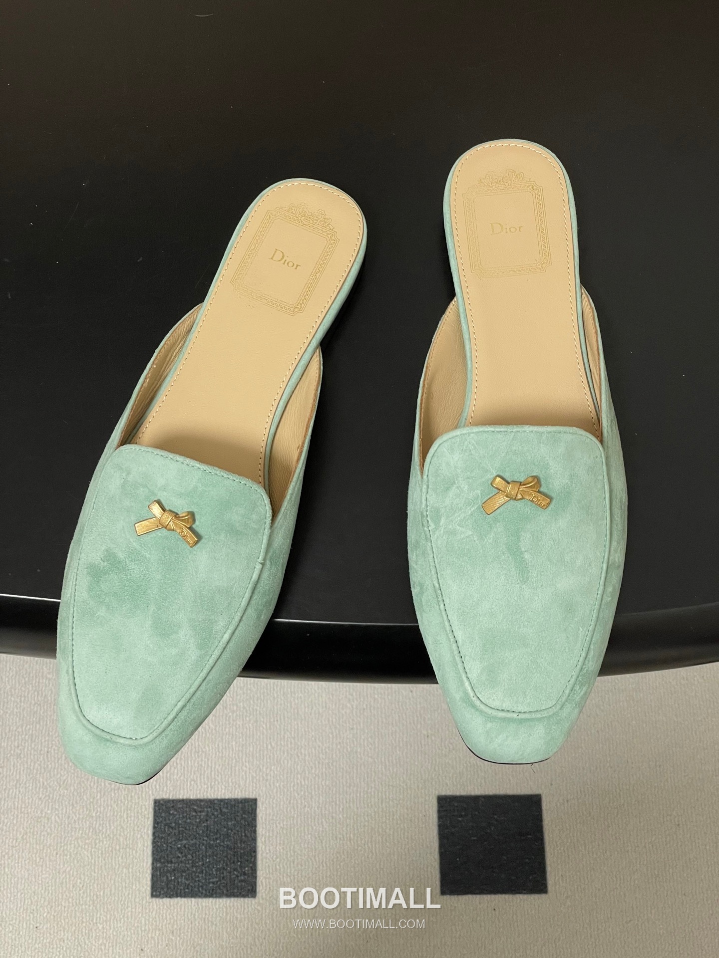Dior Baby Bow CD Hardware Suede Lambskin Gold Mules 디올 베이비 보우 CD 하드웨어 스웨이드 램스킨 골드 뮬 2