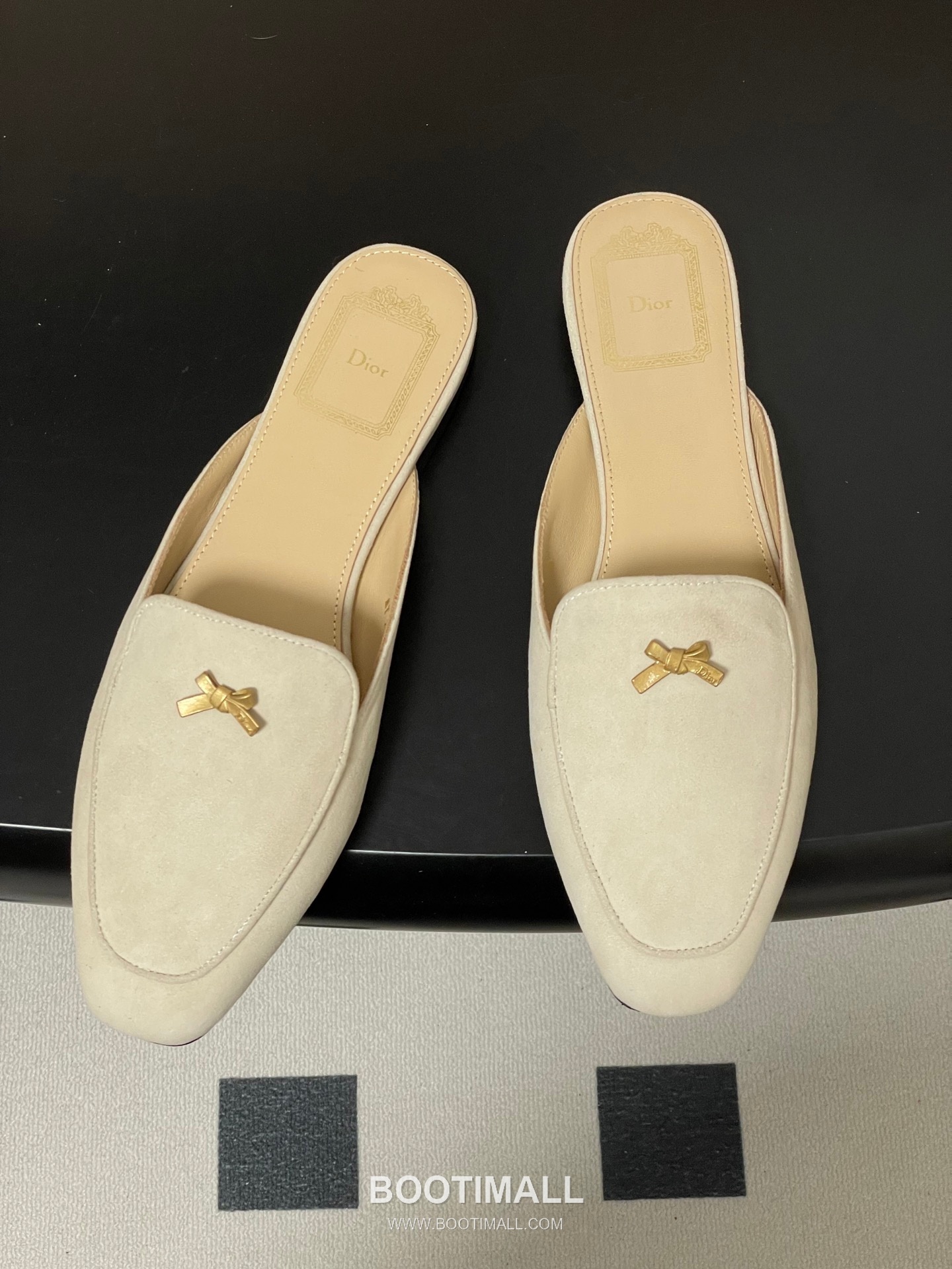 Dior Baby Bow CD Hardware Suede Lambskin Gold Mules 디올 베이비 보우 CD 하드웨어 스웨이드 램스킨 골드 뮬 2