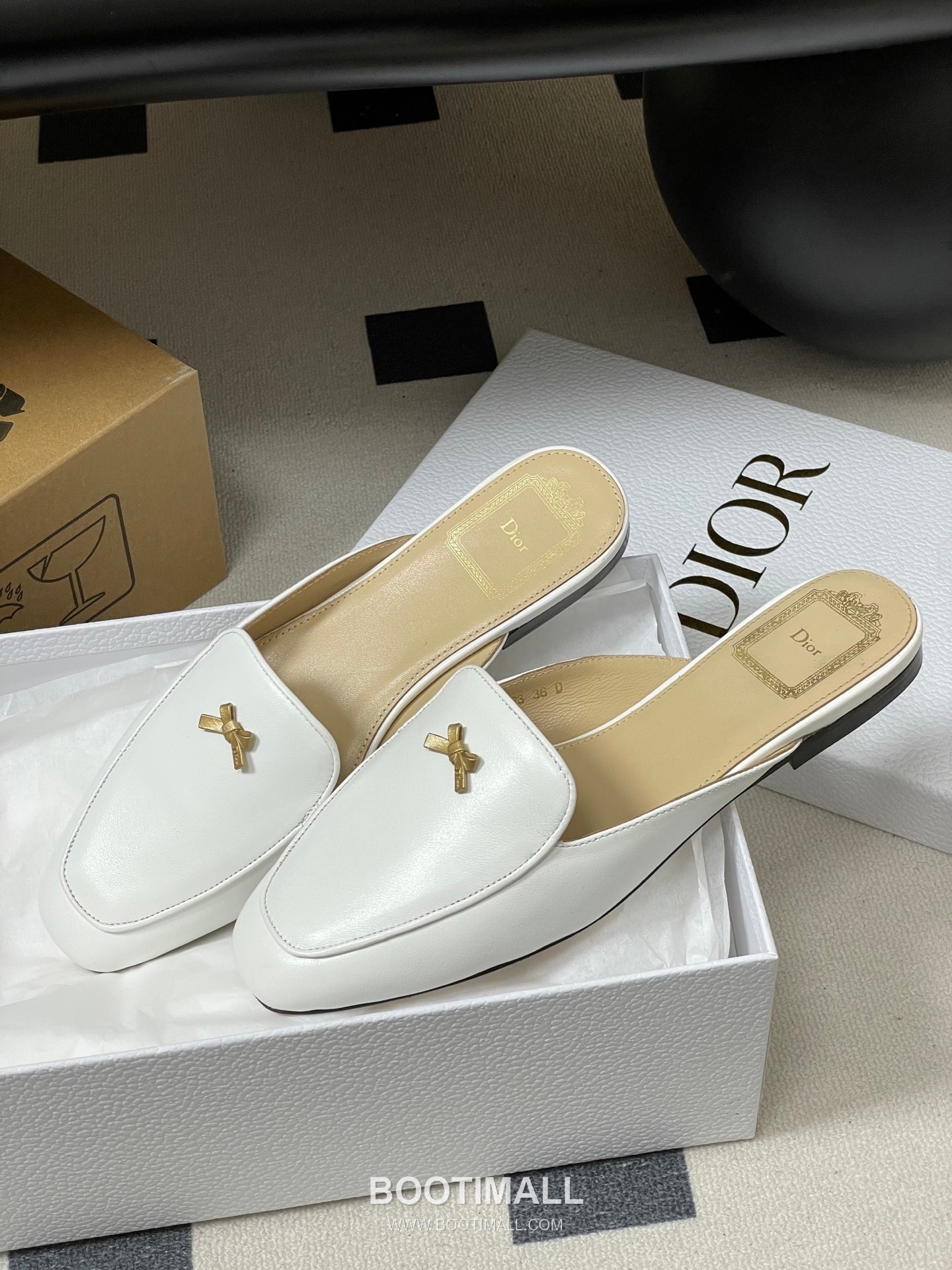 Dior Baby Bow CD Hardware Suede Lambskin Gold Mules 디올 베이비 보우 CD 하드웨어 스웨이드 램스킨 골드 뮬 4