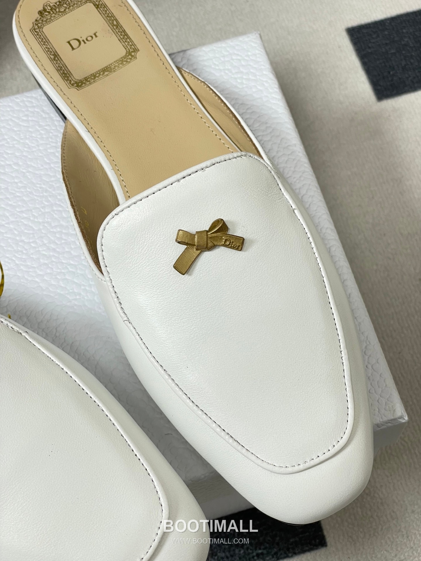 Dior Baby Bow CD Hardware Suede Lambskin Gold Mules 디올 베이비 보우 CD 하드웨어 스웨이드 램스킨 골드 뮬 9