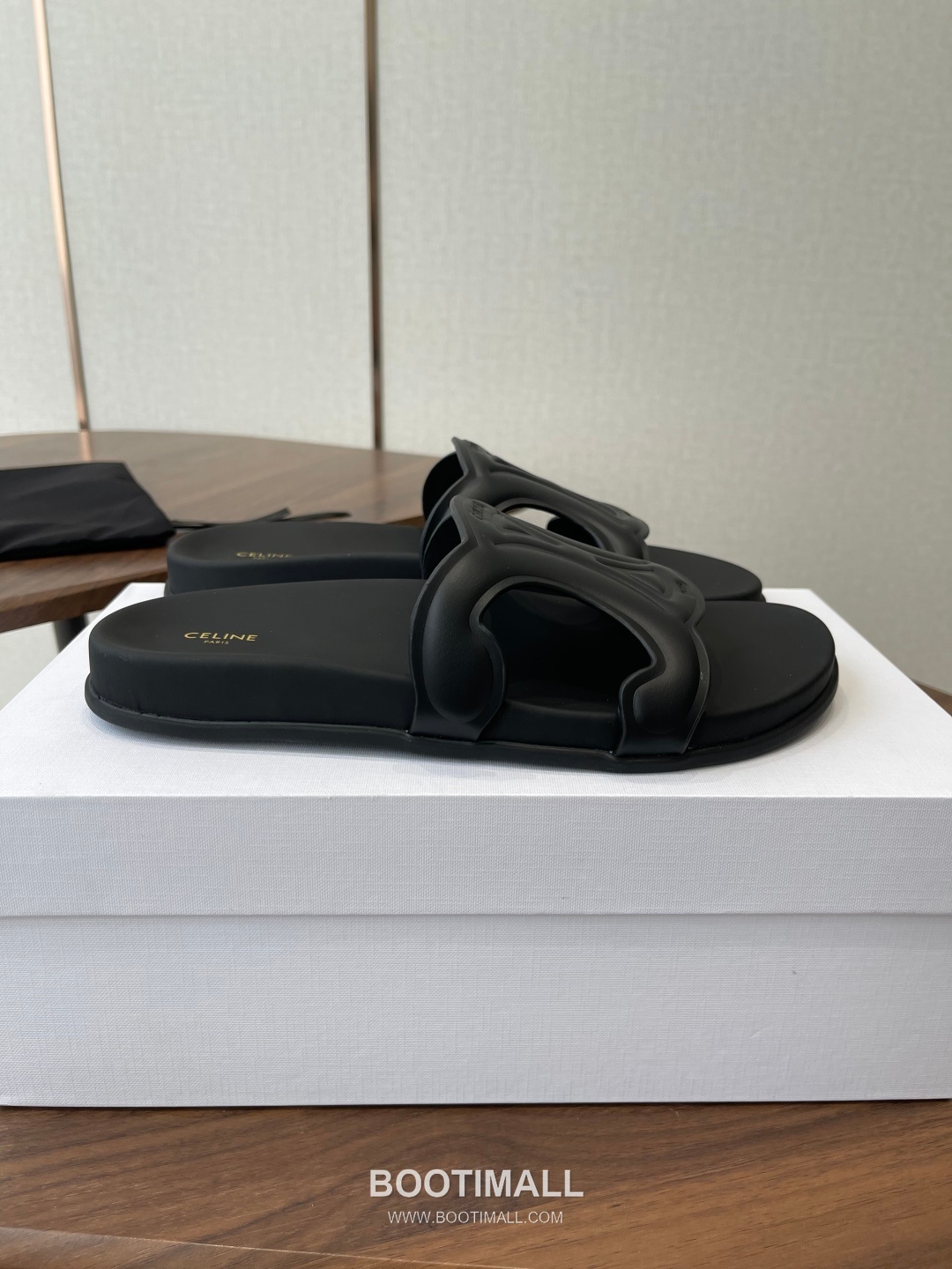 Celine Triomphe Roman Platform Lambskin Black Slides 셀린느 트리옹프 로마 플랫폼 양가죽 블랙 슬라이드 2