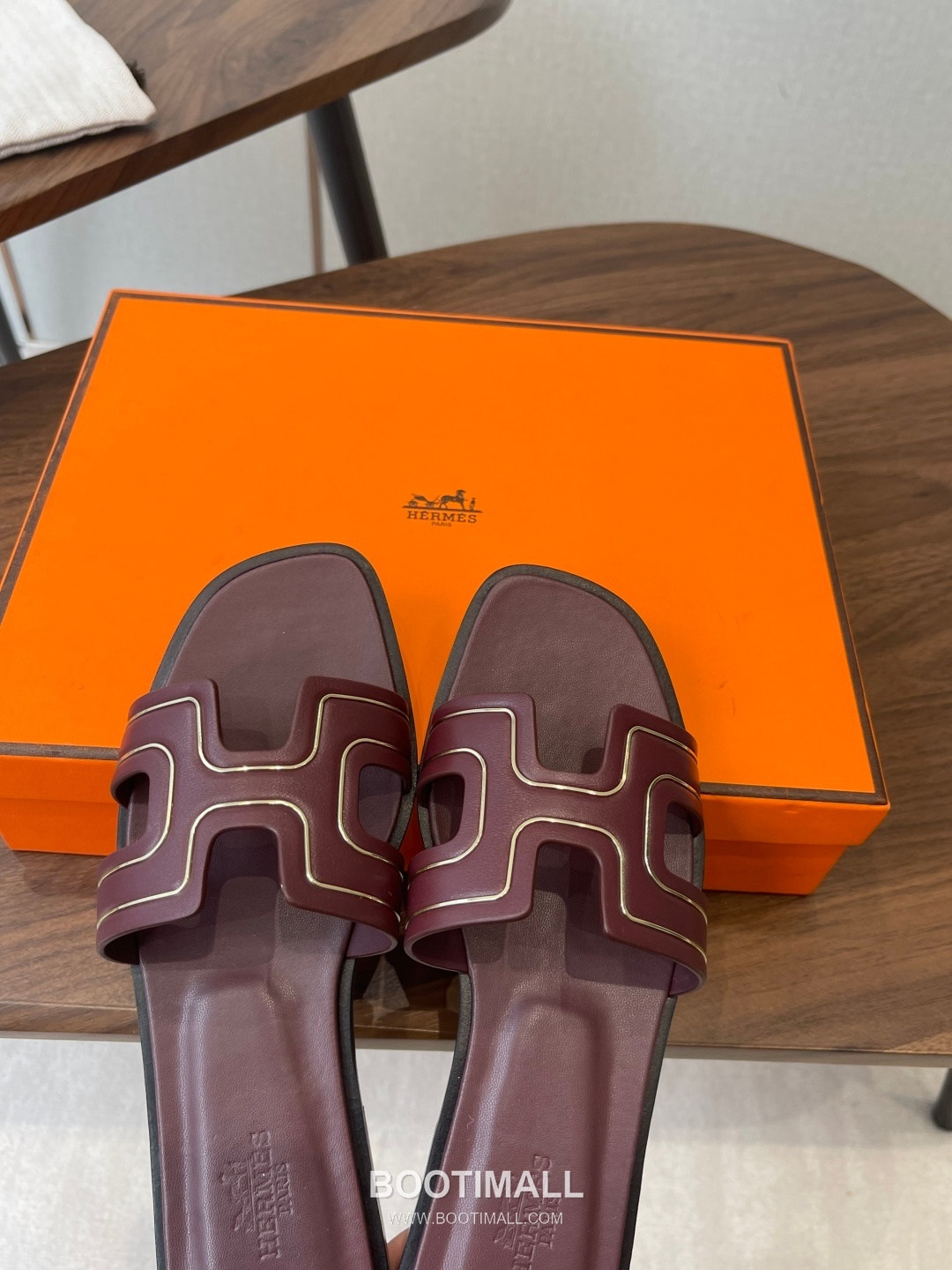 Hermes Oran H Calfskin Slides 에르메스 오란 H 송아지가죽 슬라이드 5
