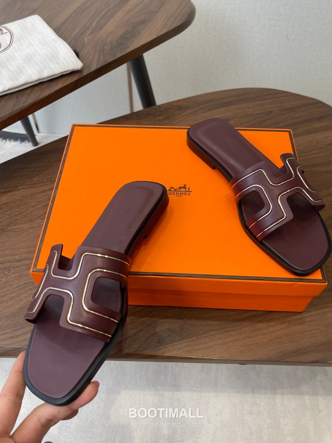 Hermes Oran H Calfskin Slides 에르메스 오란 H 송아지가죽 슬라이드 6
