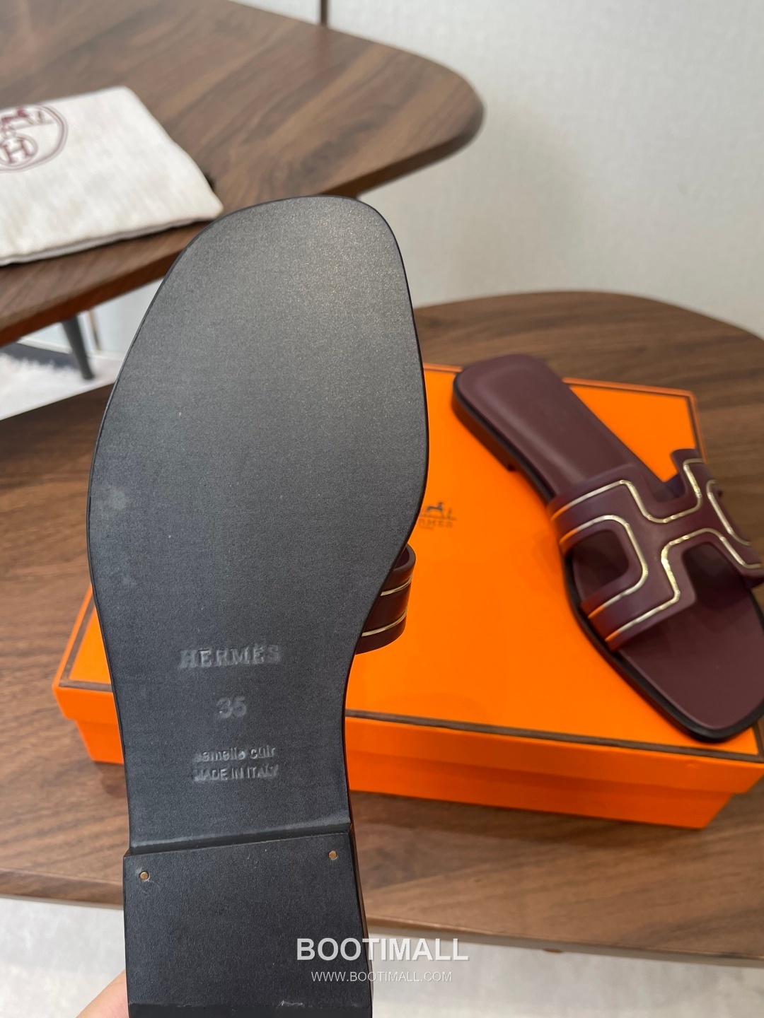 Hermes Oran H Calfskin Slides 에르메스 오란 H 송아지가죽 슬라이드 9