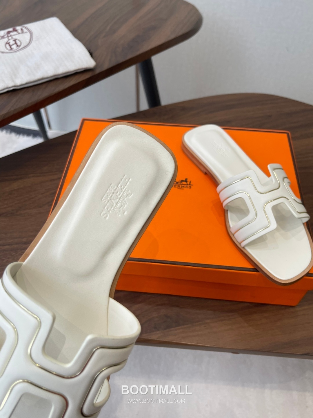 Hermes Oran H Calfskin Slides 에르메스 오란 H 송아지가죽 슬라이드 7