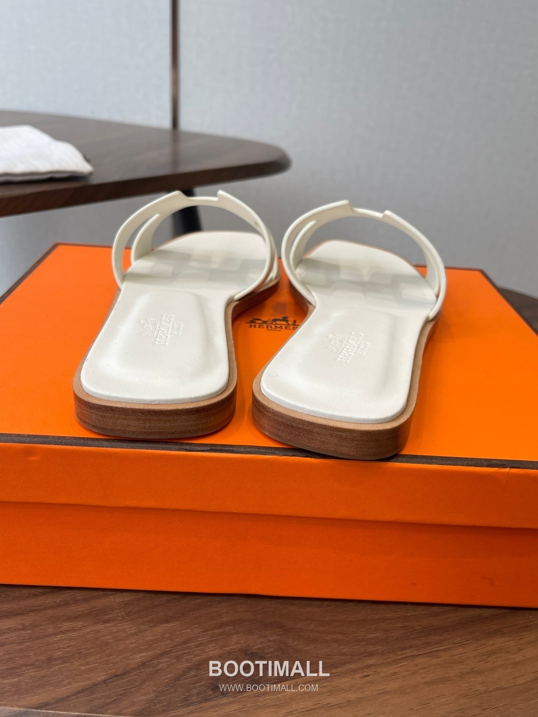 Hermes Oran H Calfskin Slides 에르메스 오란 H 송아지가죽 슬라이드 8