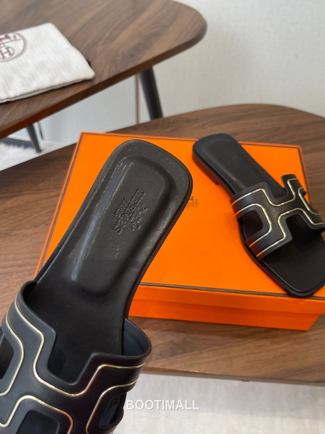 Hermes Oran H Calfskin Slides 에르메스 오란 H 송아지가죽 슬라이드 8