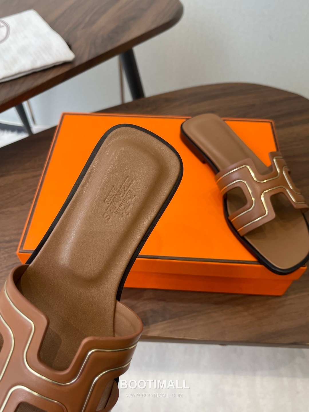 Hermes Oran H Calfskin Slides 에르메스 오란 H 송아지가죽 슬라이드 8
