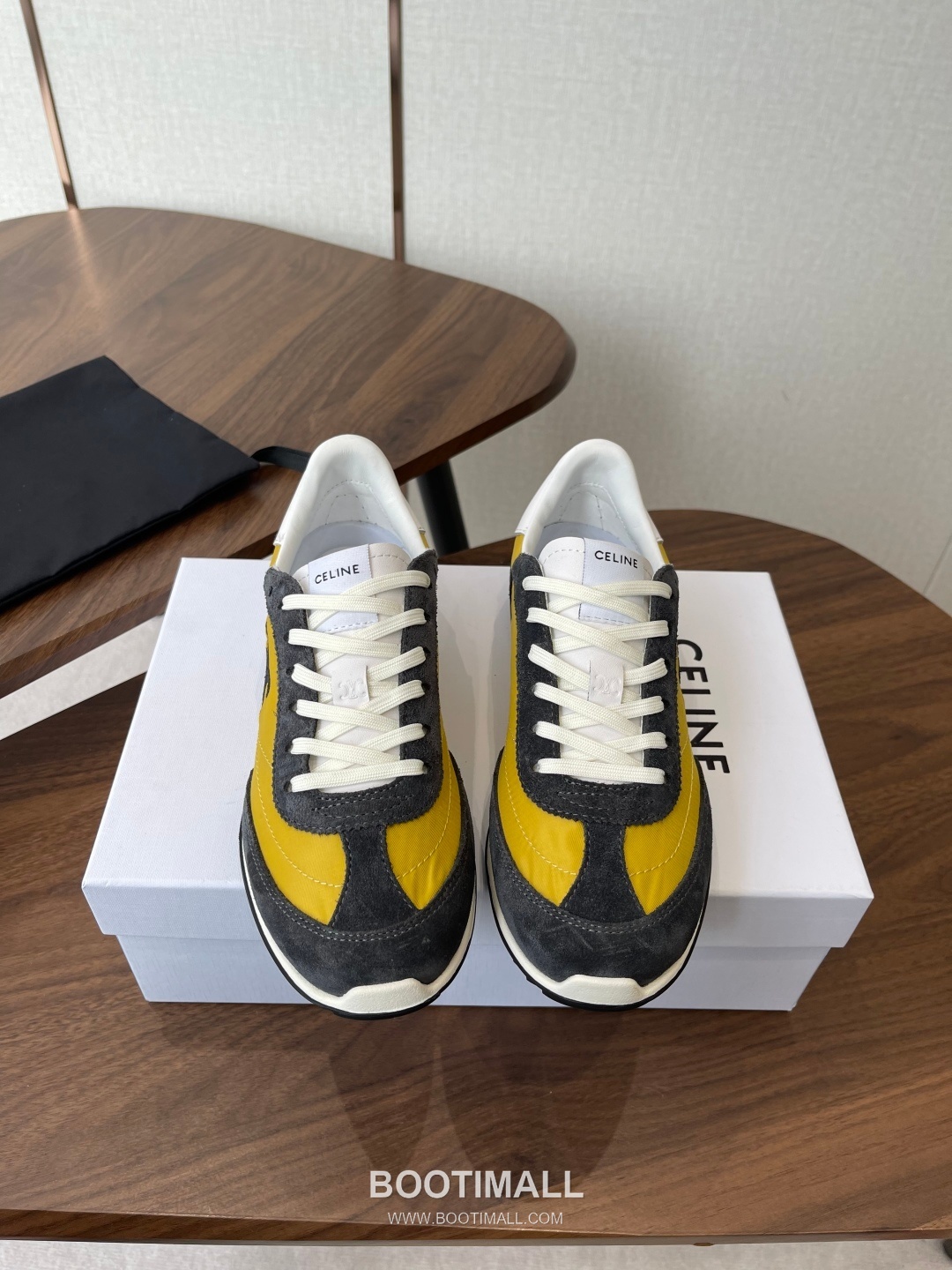 Celine Racer Triomphe Cowhide Textile Black Sneakers 셀린느 레이서 트리옹프 소가죽 텍스타일 블랙 스니커즈 1
