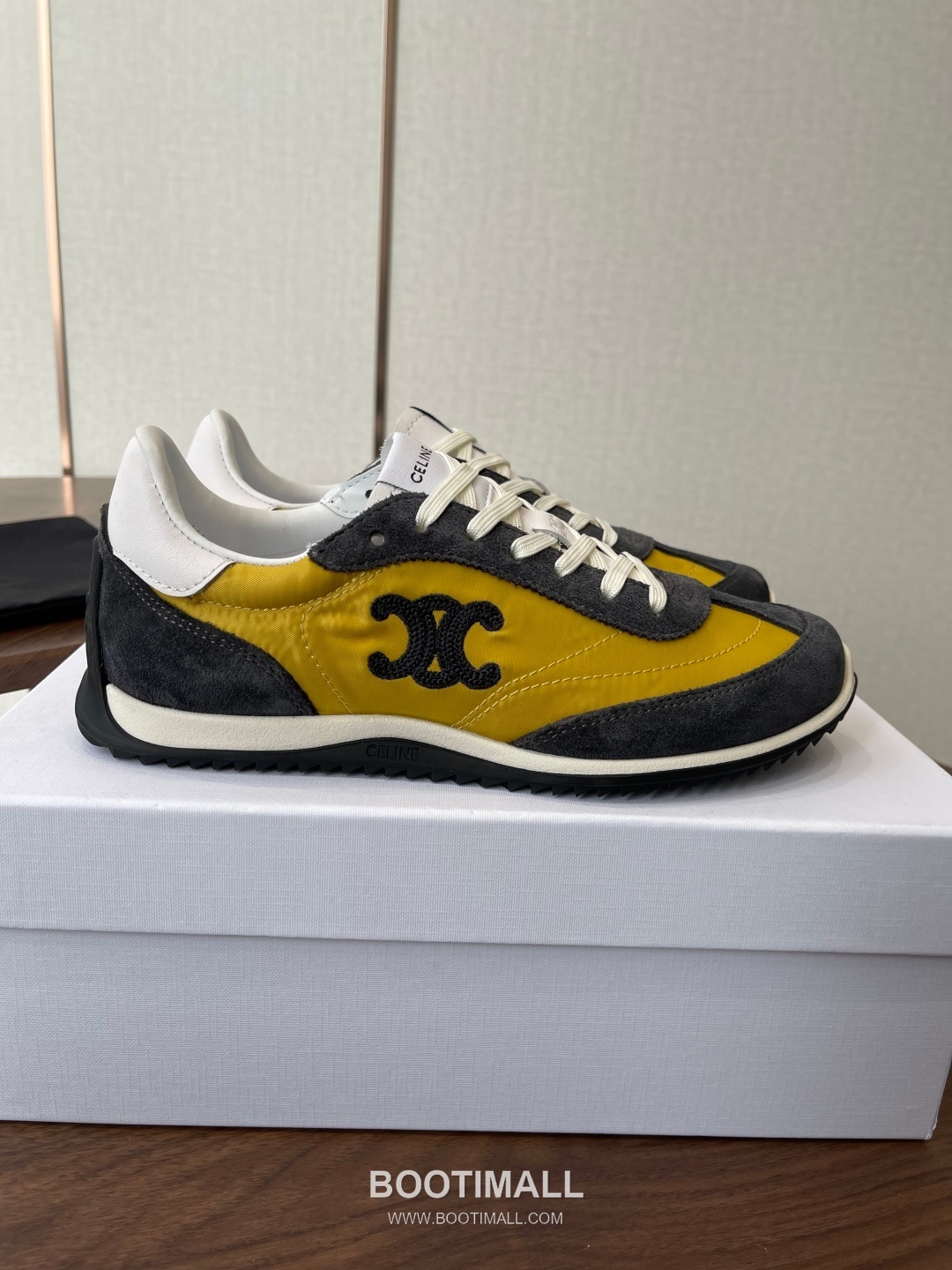 Celine Racer Triomphe Cowhide Textile Black Sneakers 셀린느 레이서 트리옹프 소가죽 텍스타일 블랙 스니커즈 2