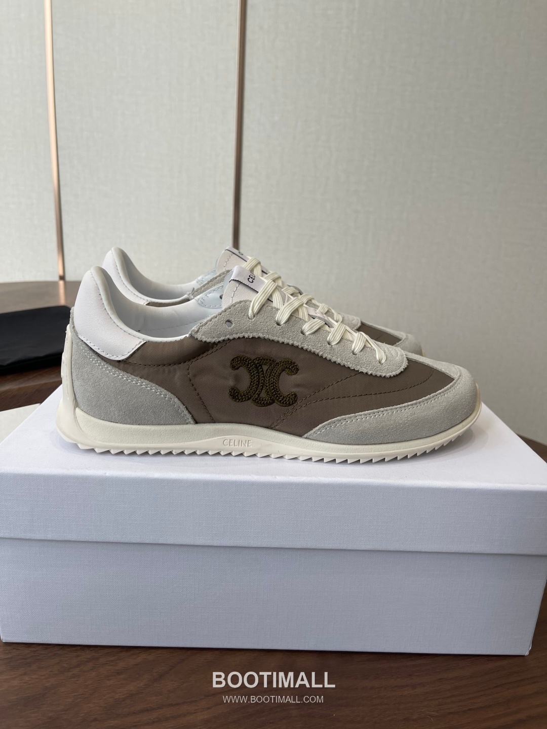 Celine Racer Triomphe Cowhide Textile Black Sneakers 셀린느 레이서 트리옹프 소가죽 텍스타일 블랙 스니커즈 2