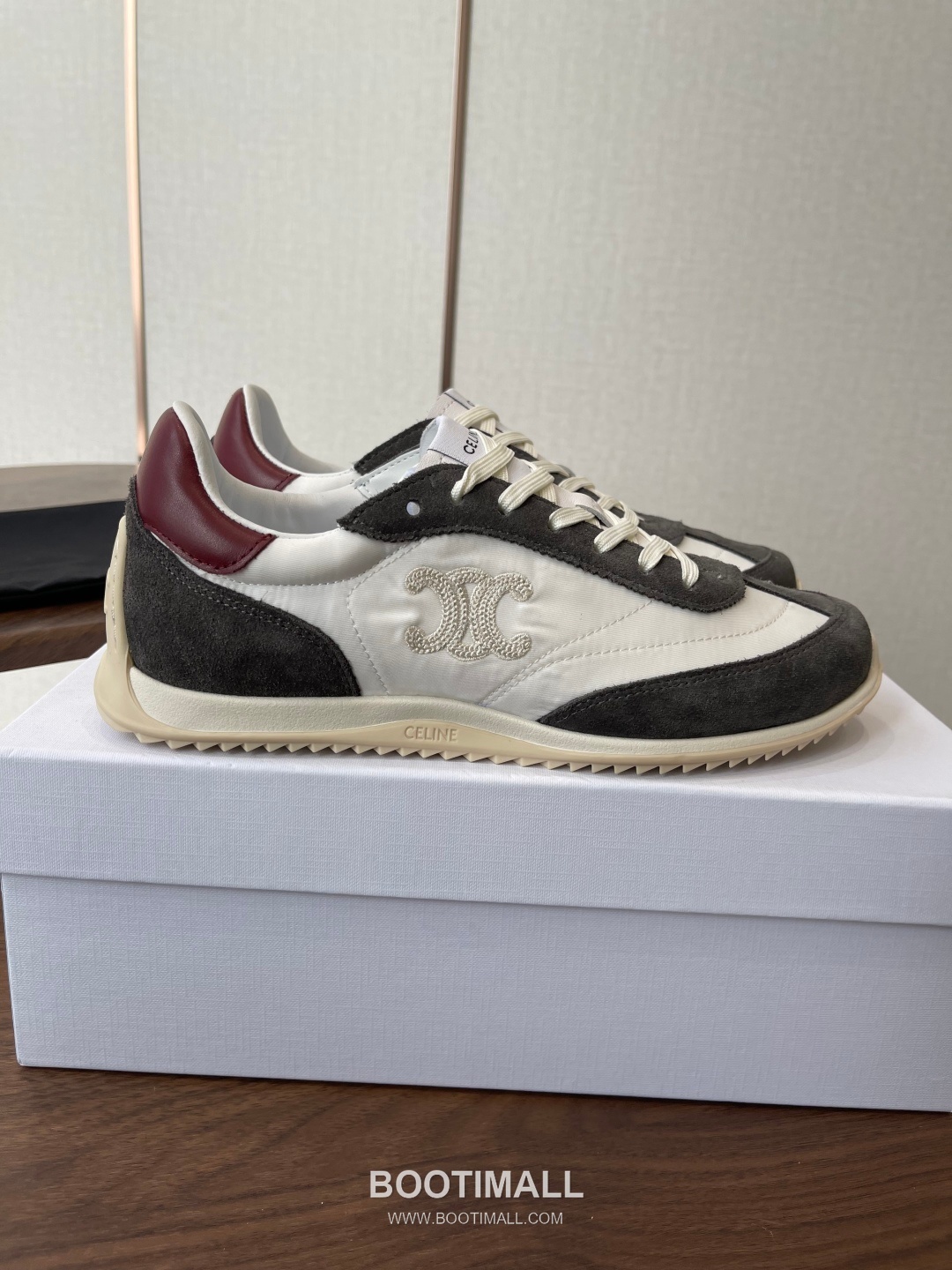 Celine Racer Triomphe Cowhide Textile Black Sneakers 셀린느 레이서 트리옹프 소가죽 텍스타일 블랙 스니커즈 2