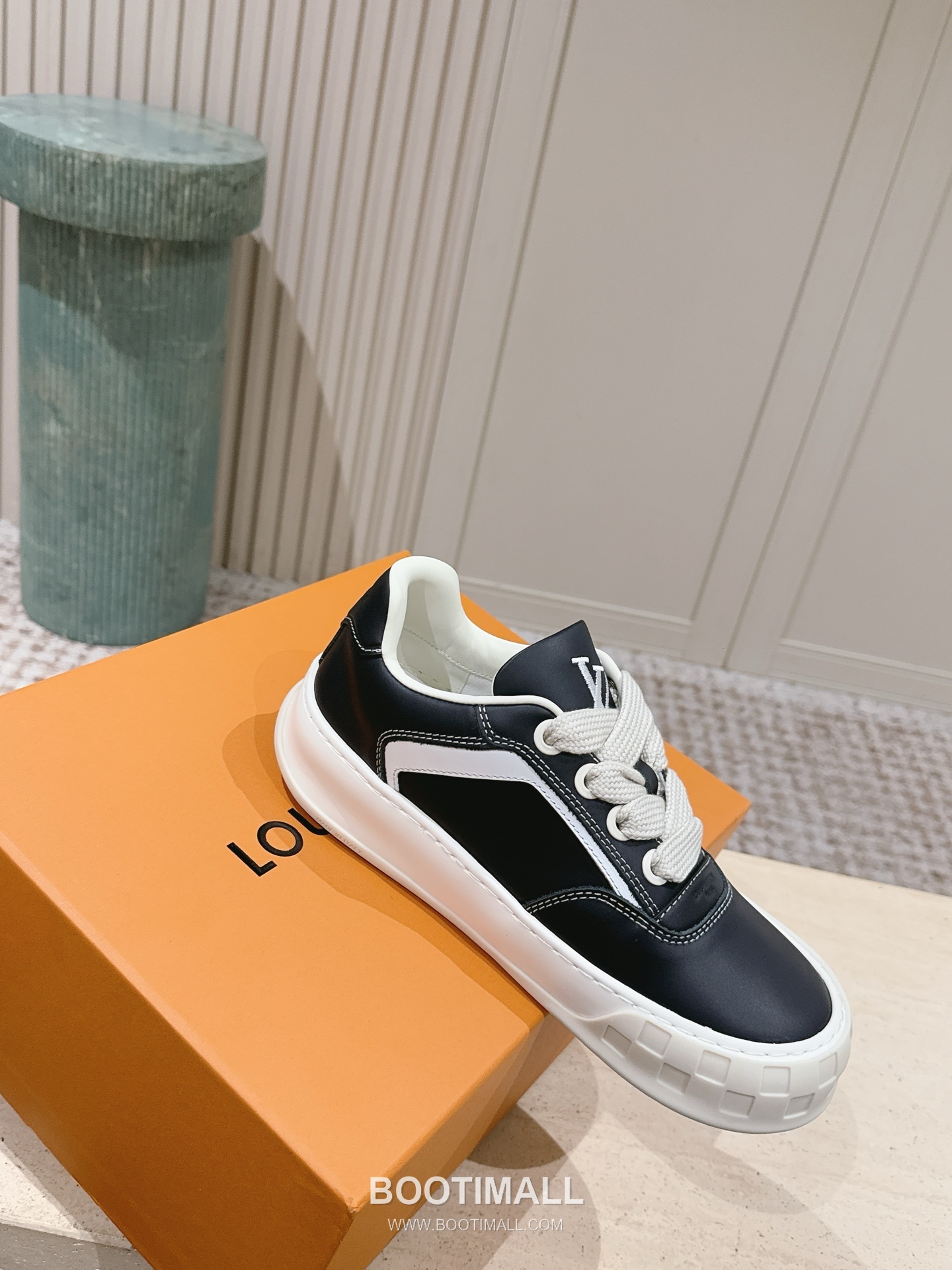 Louis Vuitton Logo Signature Platform Casual Calfskin Mesh White Sneakers 루이비통 로고 시그니처 플랫폼 캐주얼 송아지가죽 메쉬 화이트 스니커즈 4